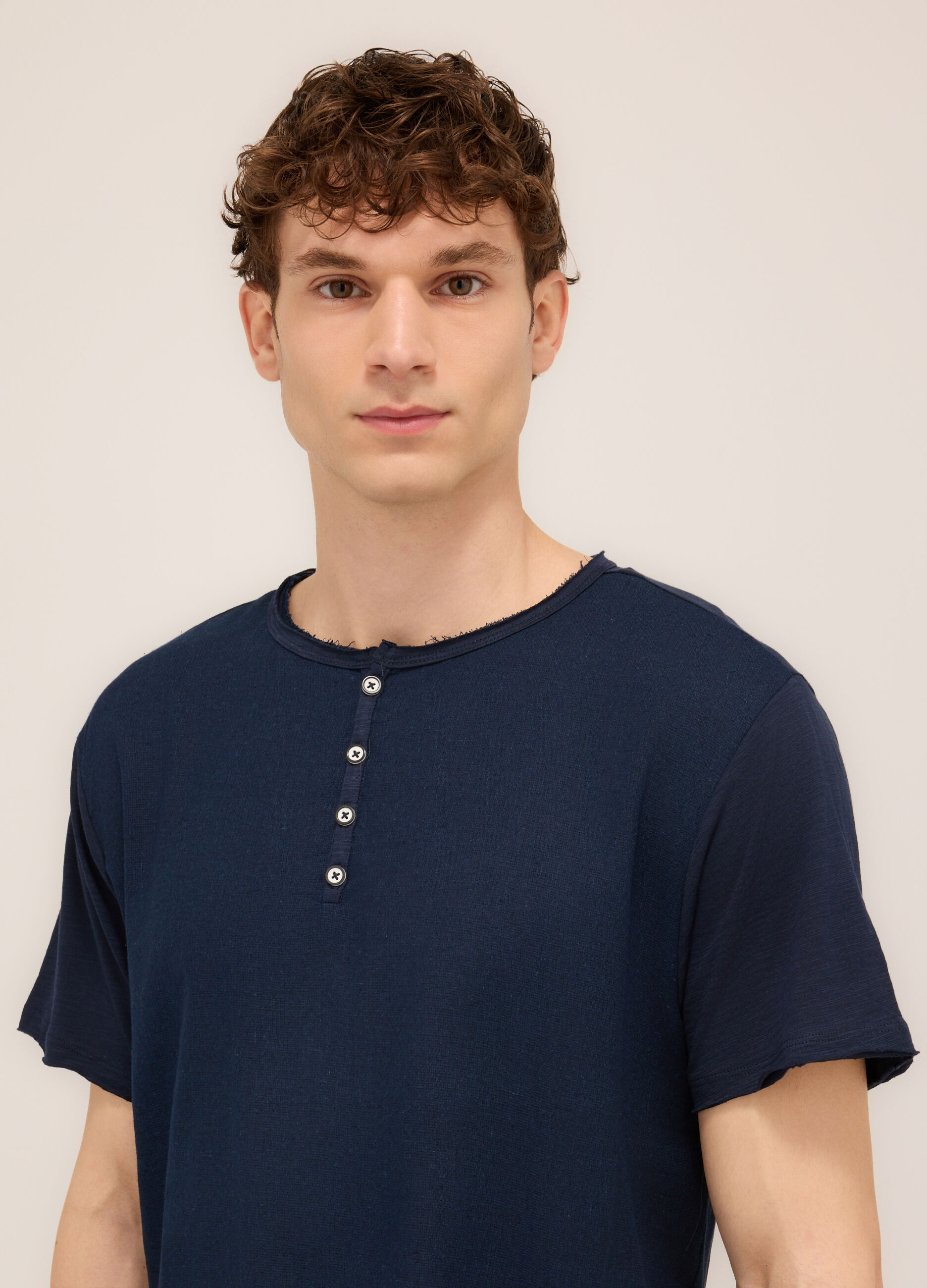 T-shirt serafino in cotone e lino uomo