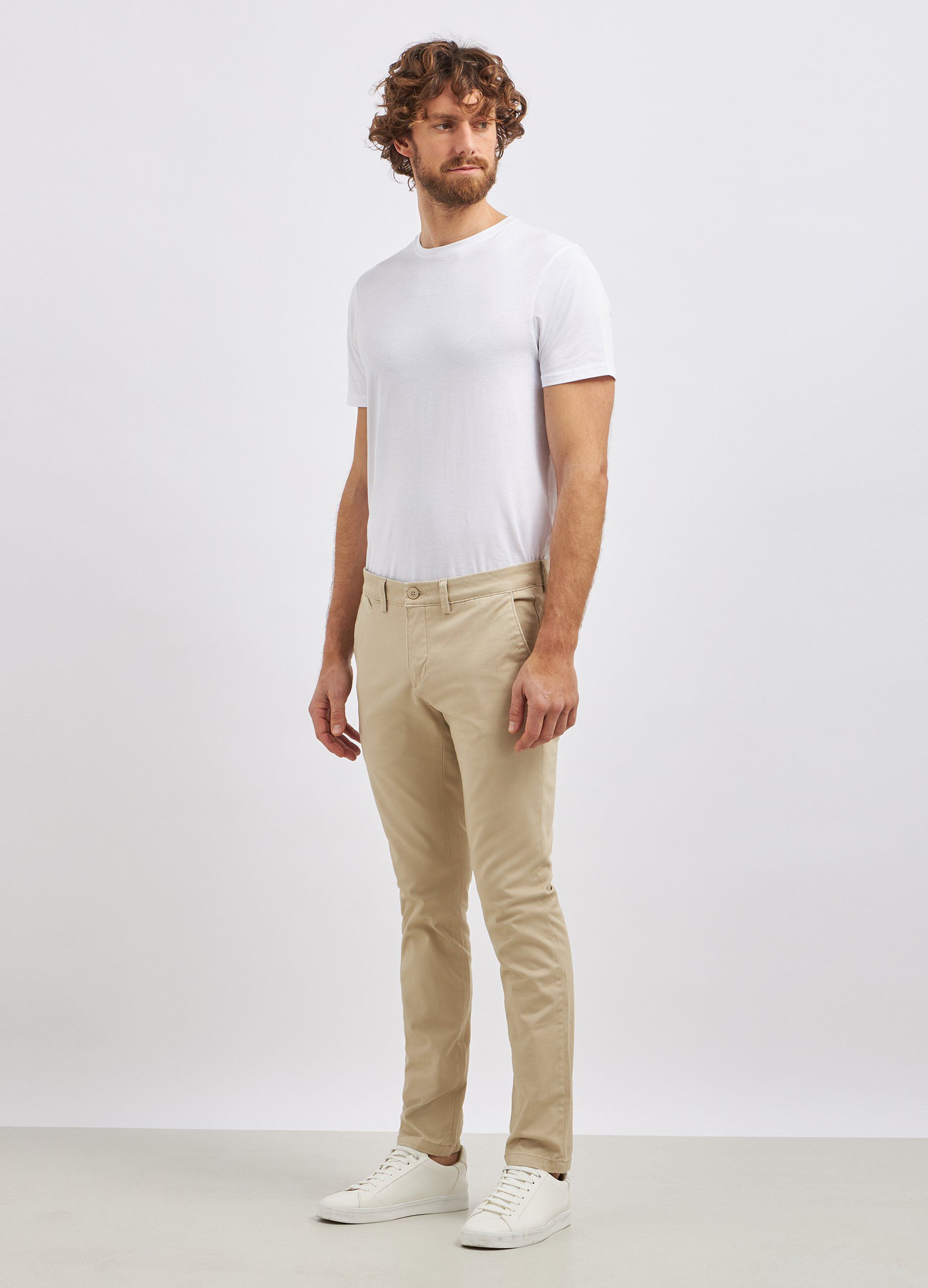 Pantaloni chino in cotone stretch uomo_0