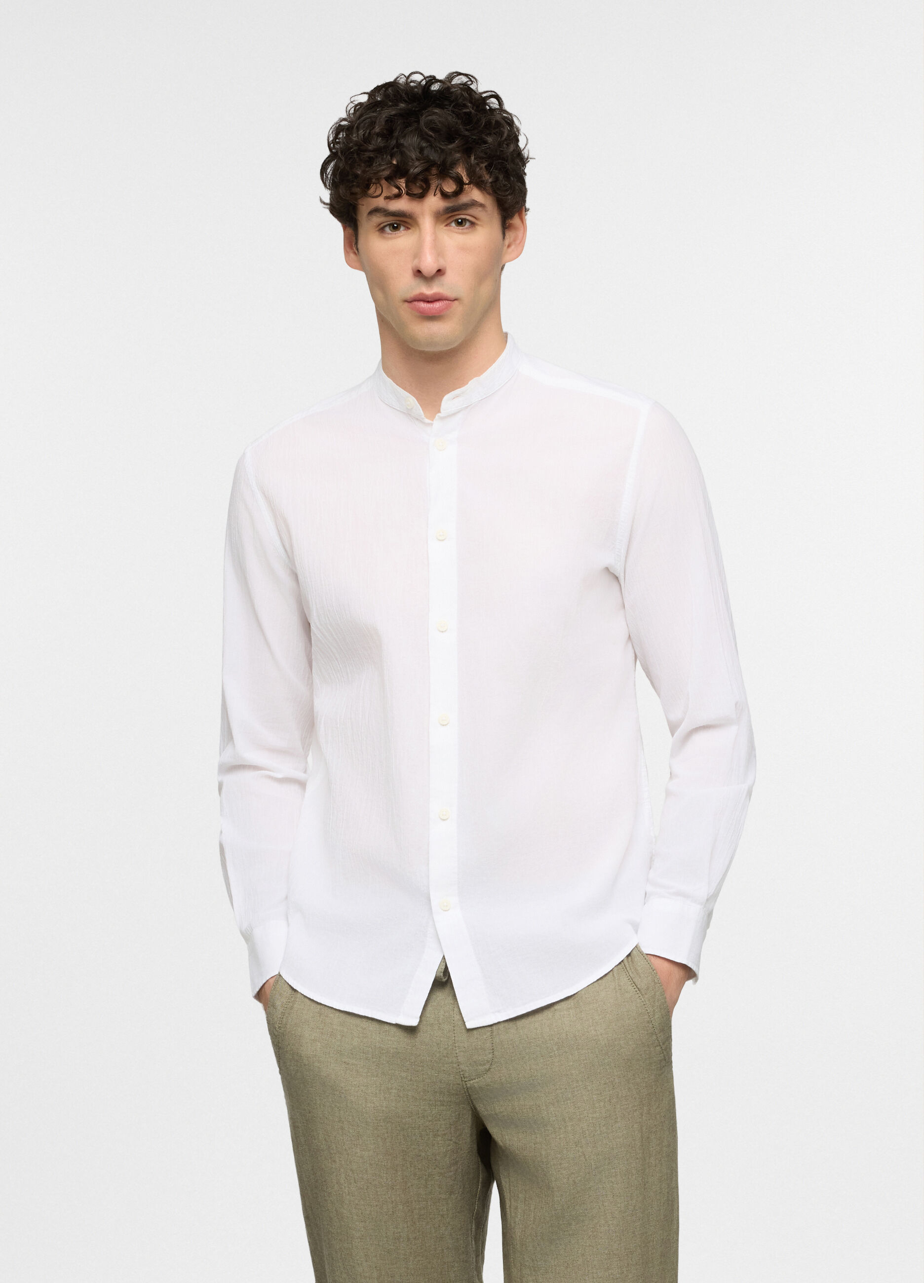 Camicia regular fit con collo coreano in cotone uomo_0
