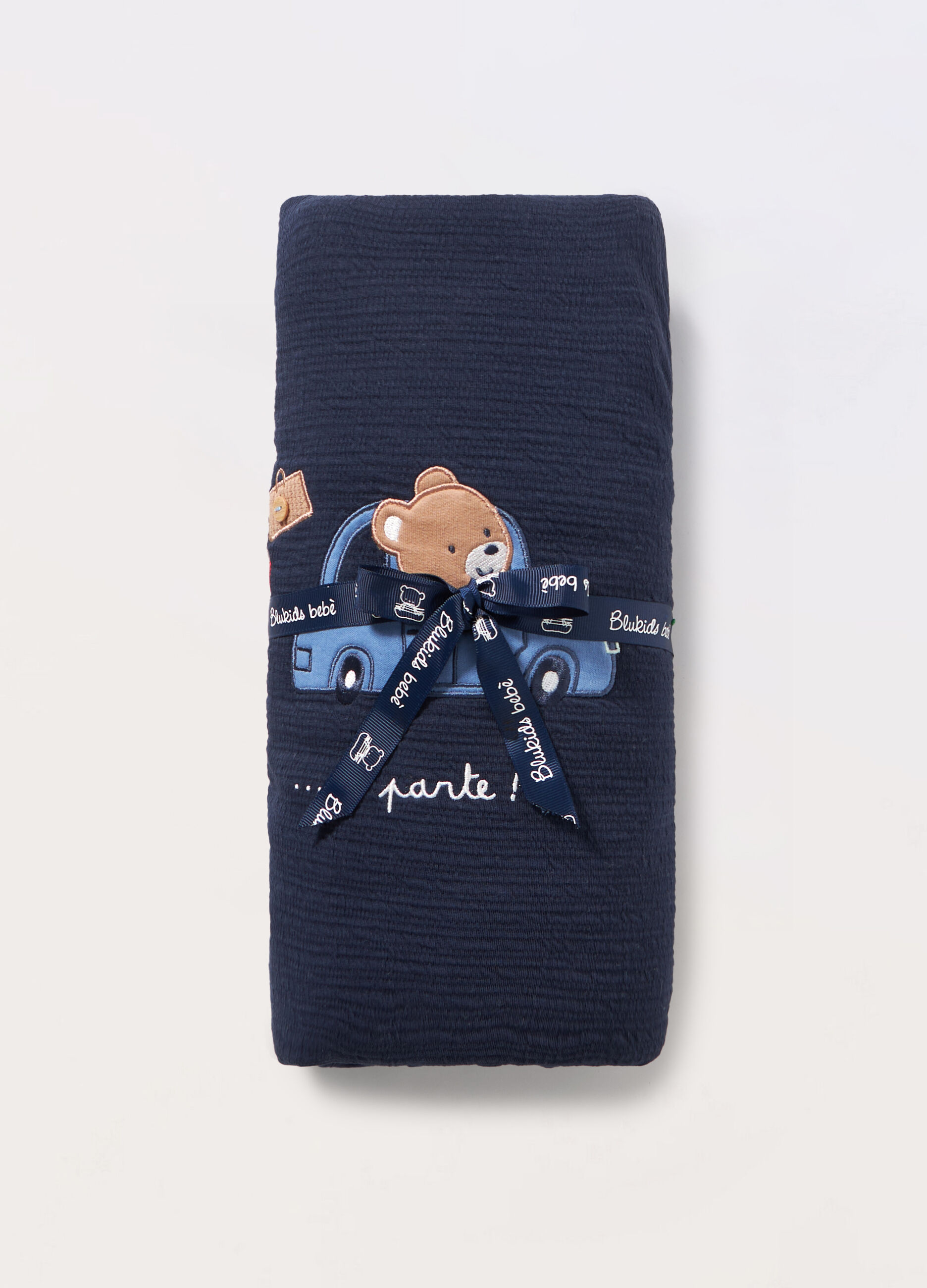 Coperta imbottita con ricamo neonato_1