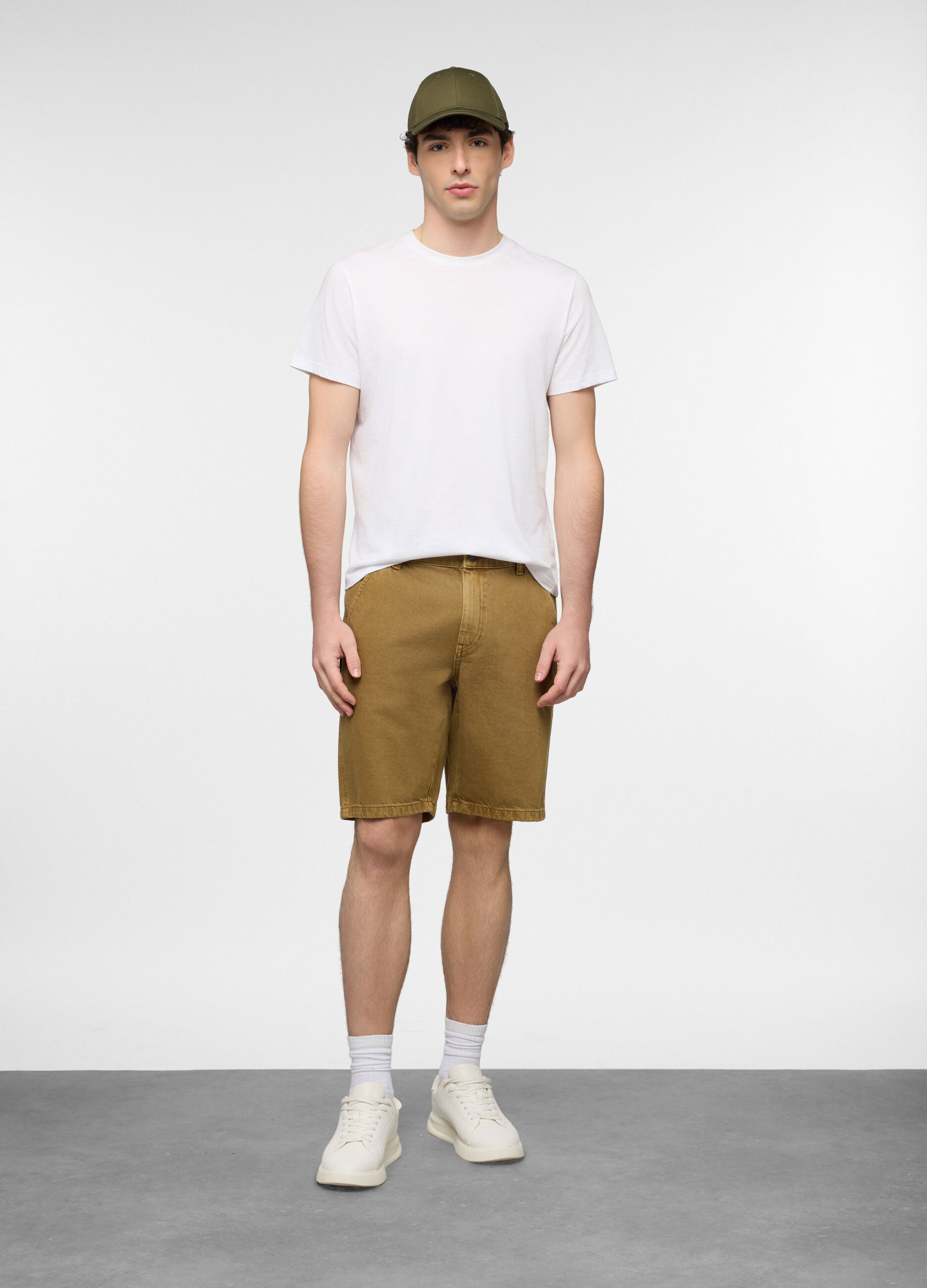 Jeans bermuda in twill di cotone uomo_0