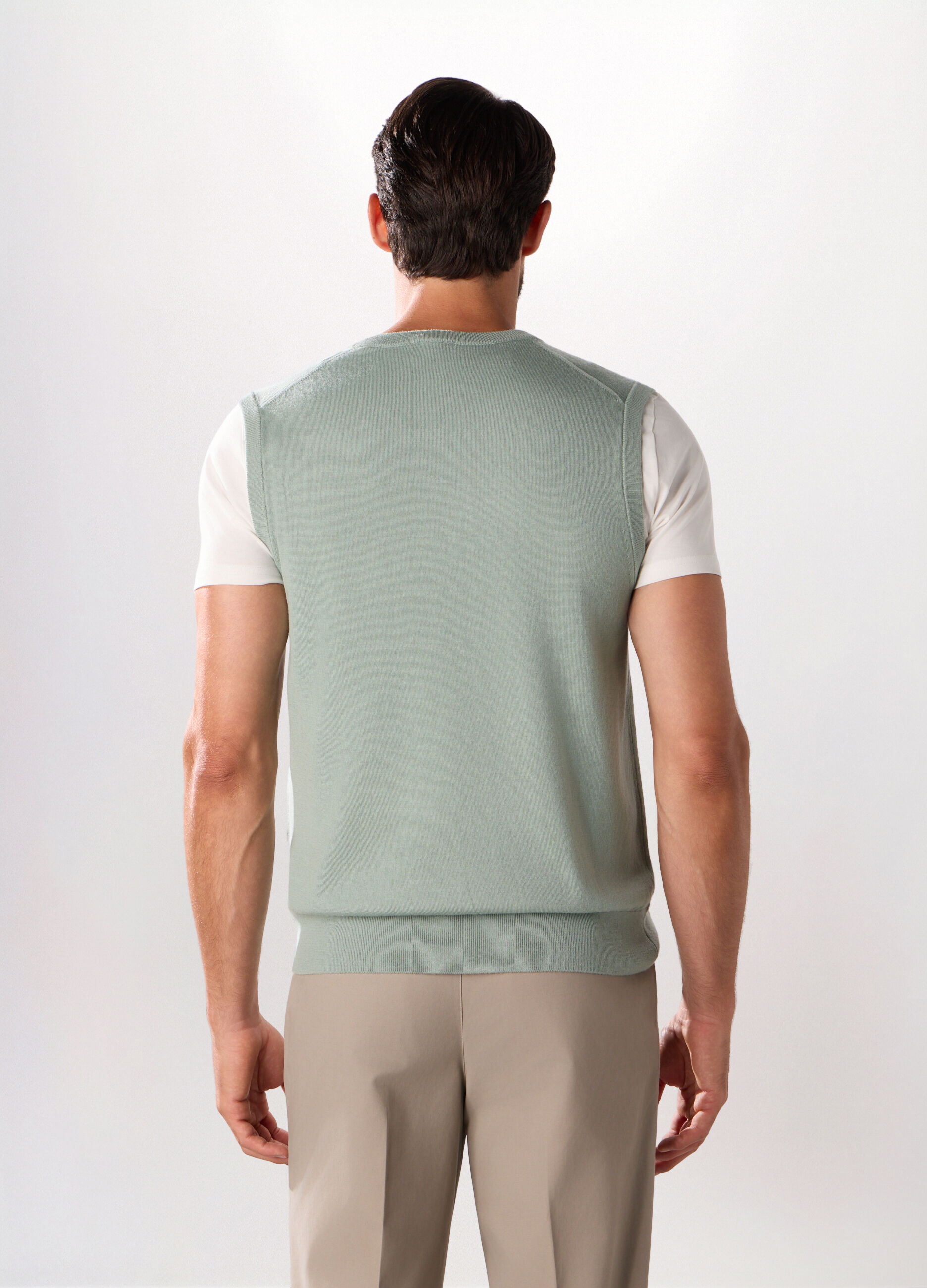 Gilet girocollo in lana merino uomo_1