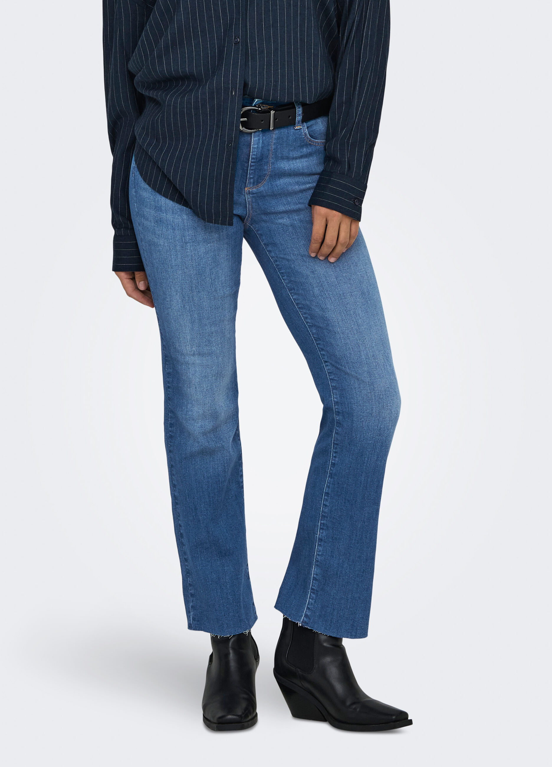 Pantaloni in denim donna