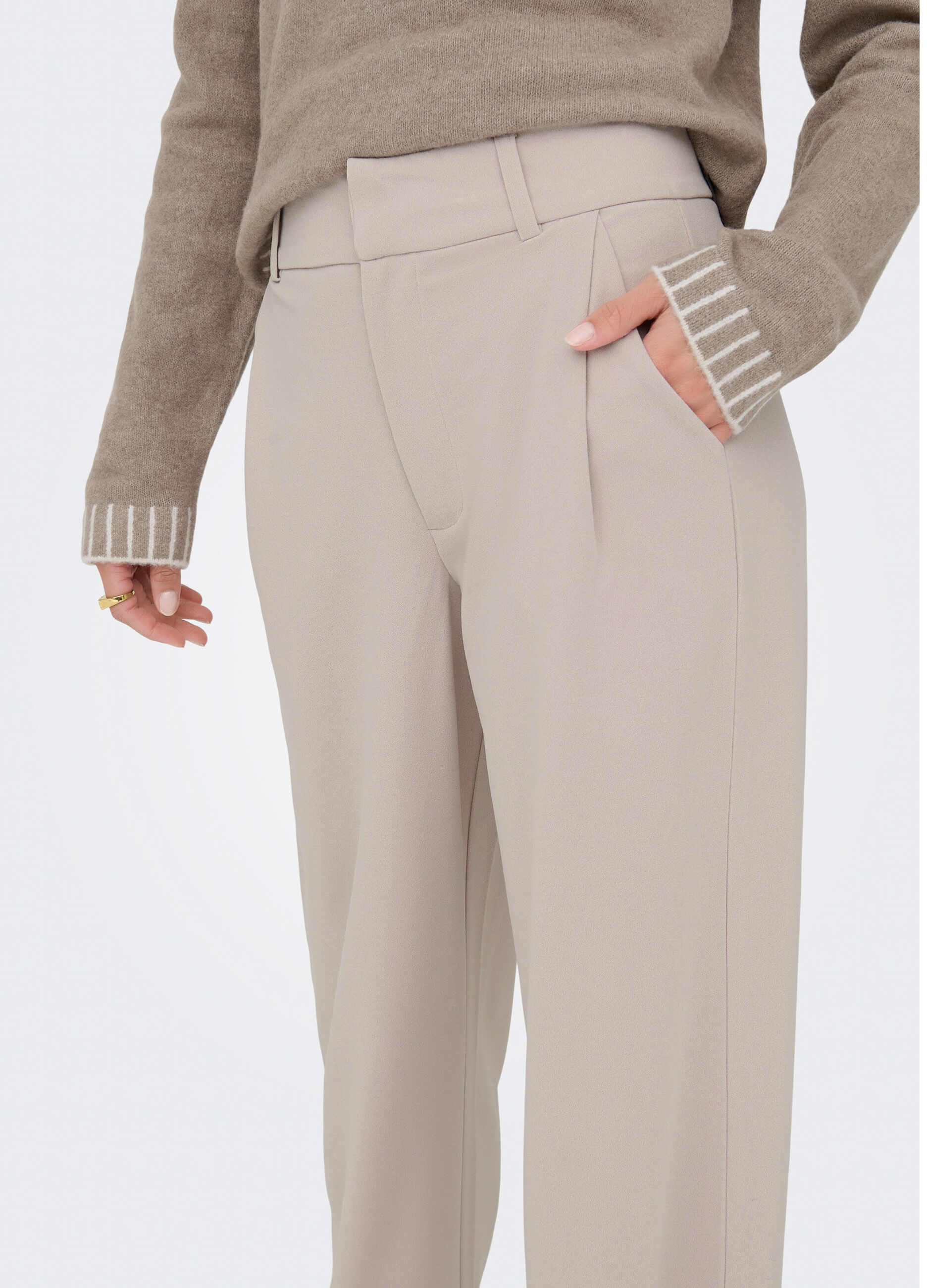 Pantaloni regular fit_3