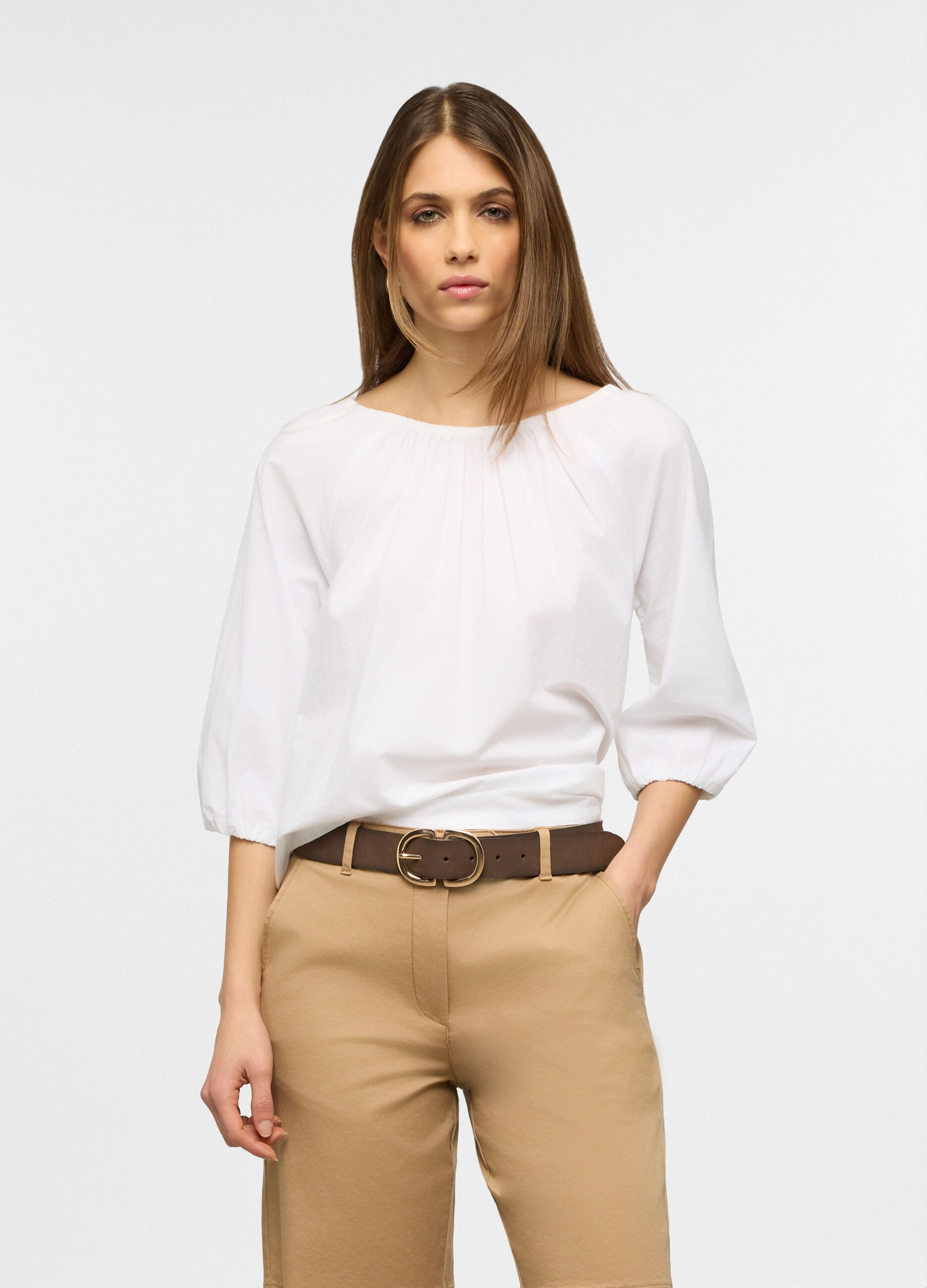 Camicia fit regular con collo rotondo arricciato in puro cotone popeline donna_0