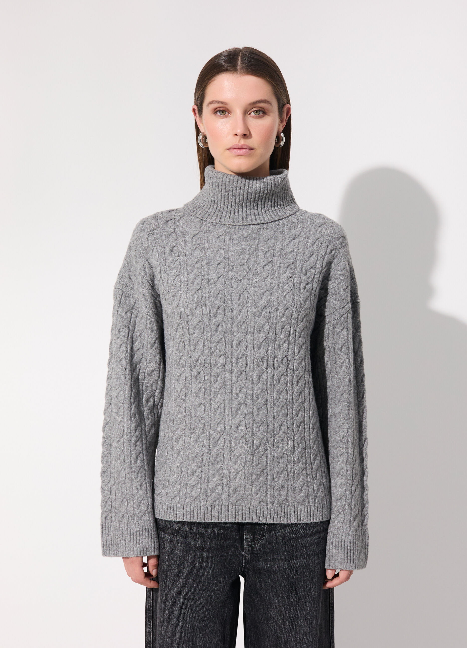 Dolcevita in misto lana a trecce donna_1