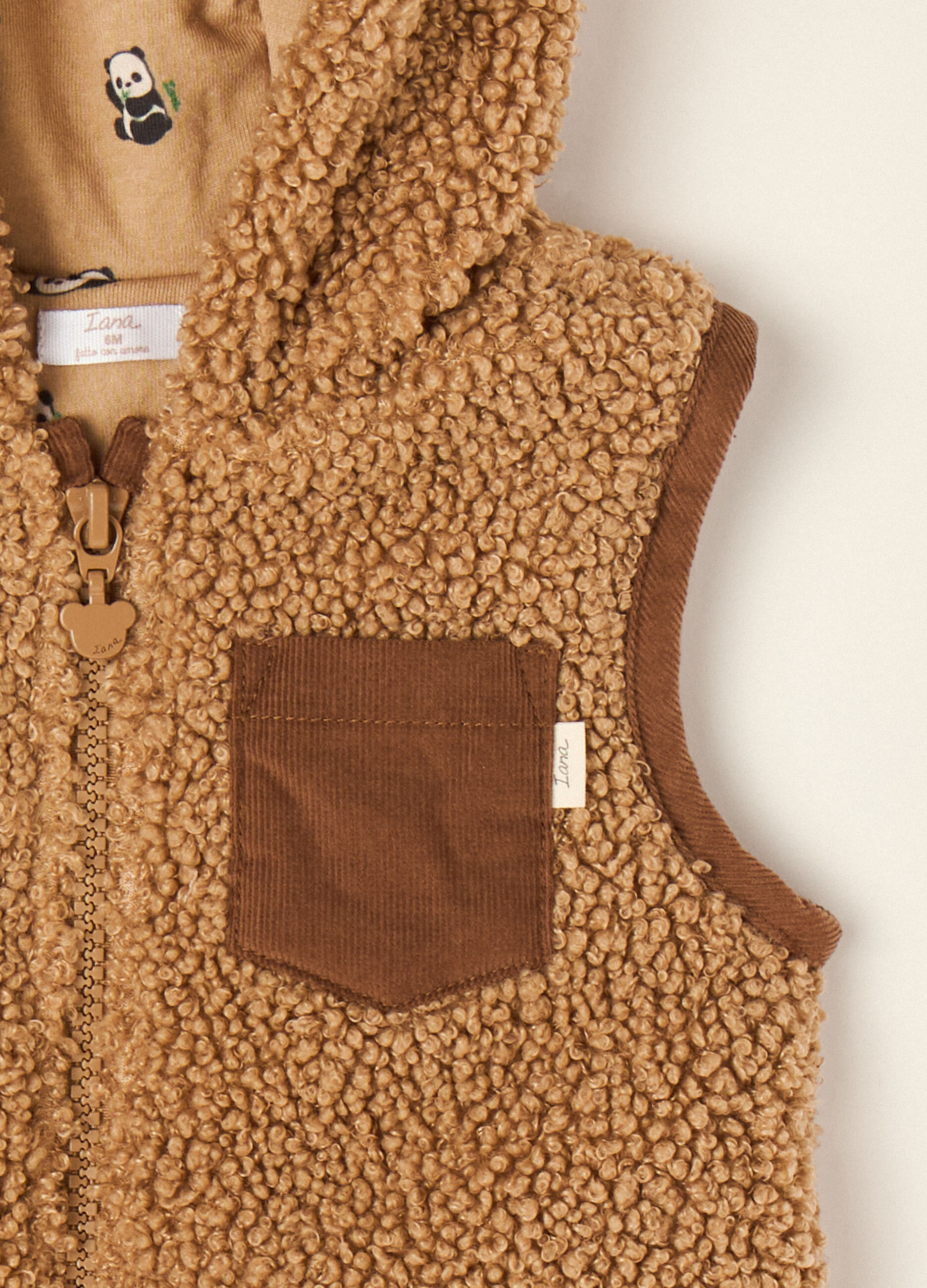 Gilet marrone con Girocollo e cappuccio_2