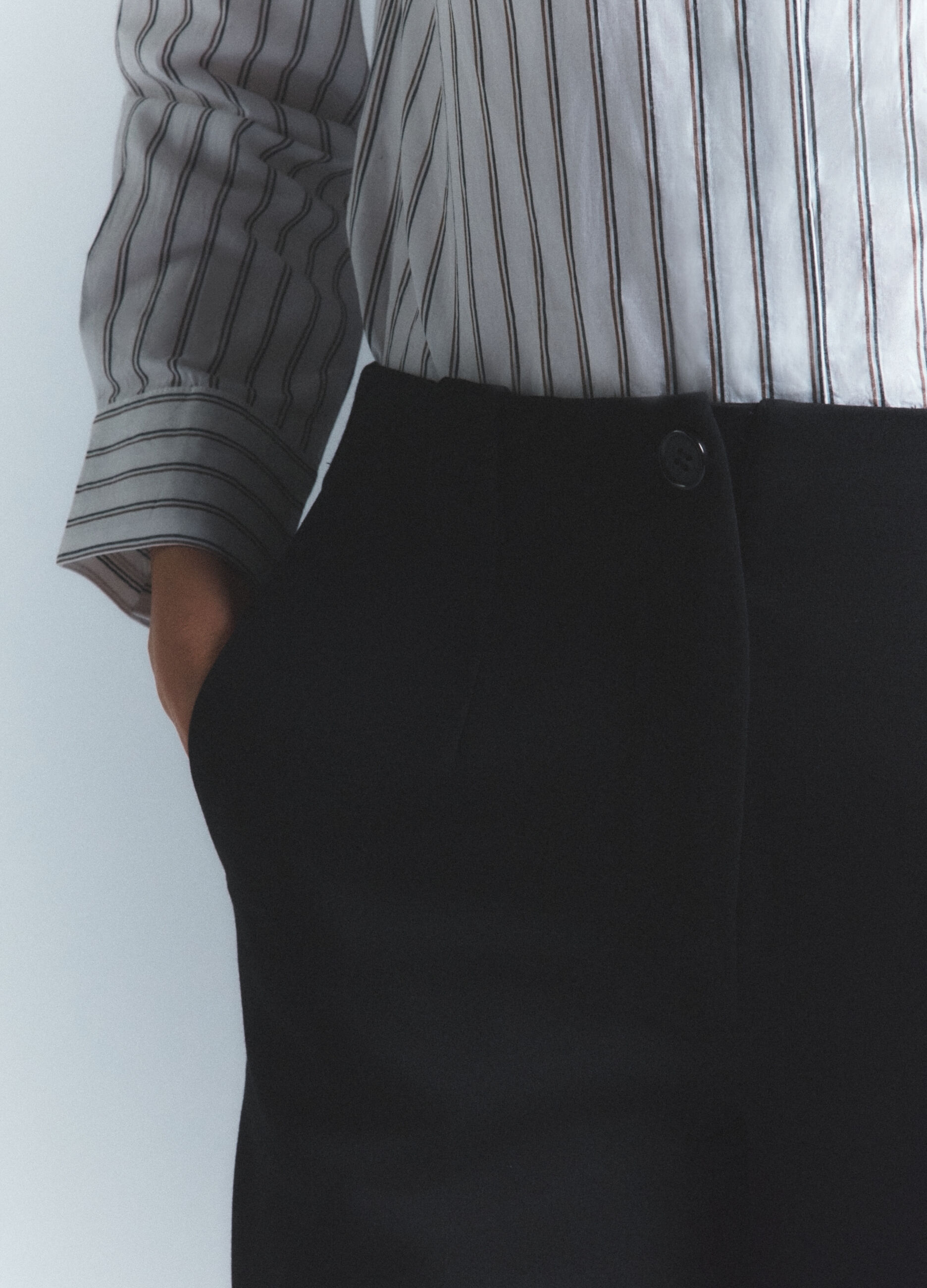 Pantaloni Carrot Fit in Punto Milano di viscosa stretch donna_5