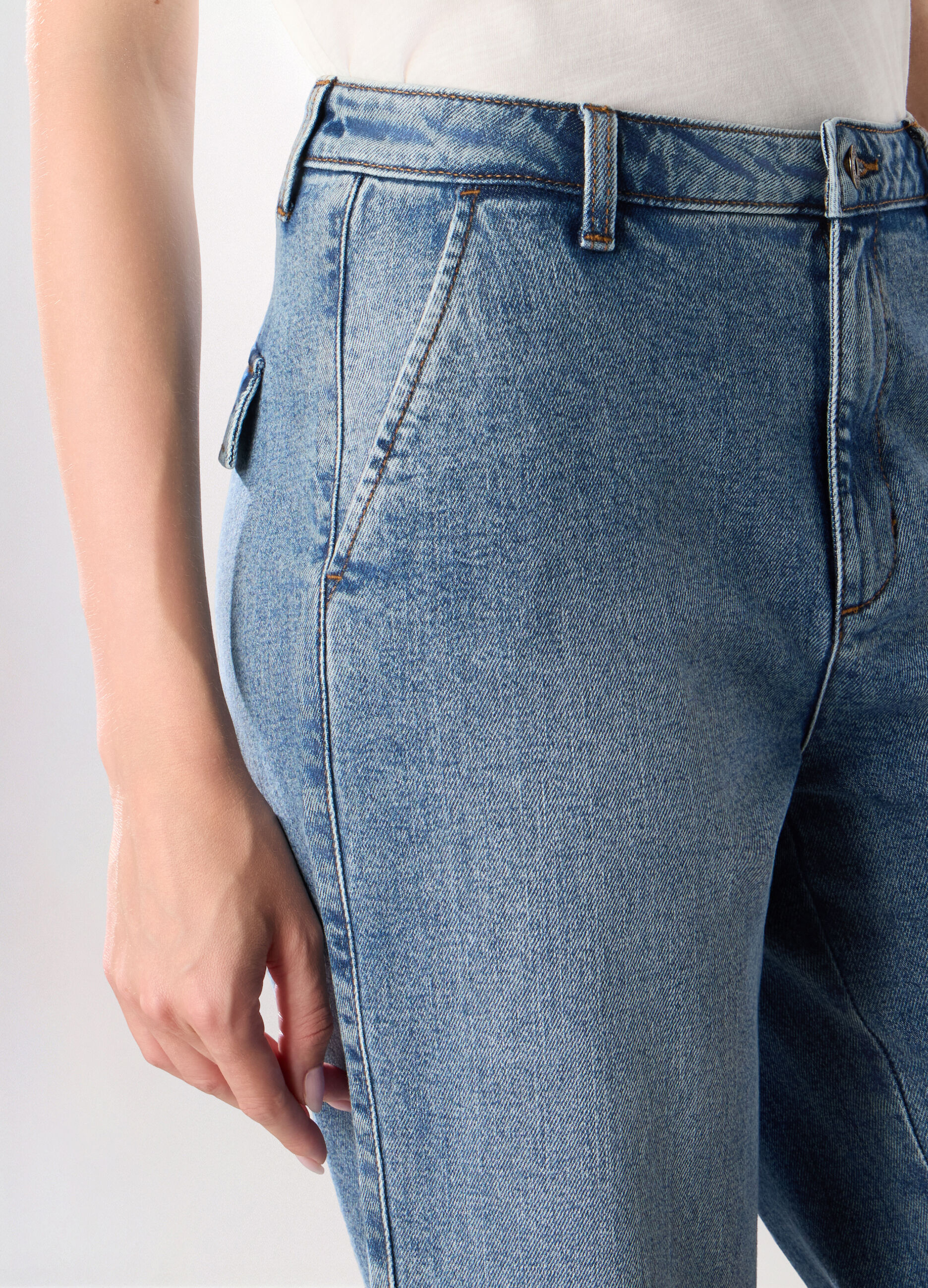 Pantaloni wide leg in denim di puro cotone donna_2