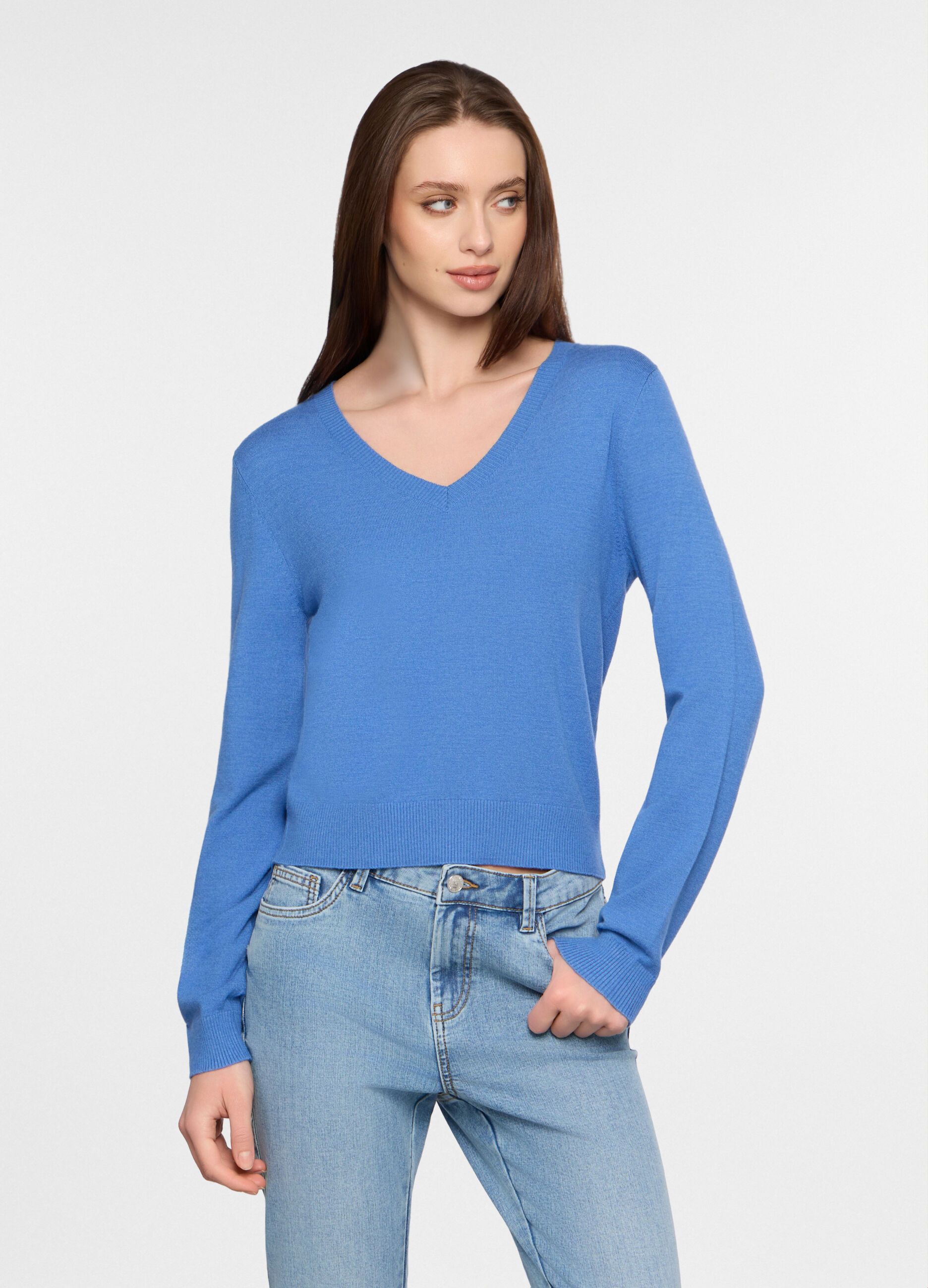 Maglia con scollo a V rasata donna_0