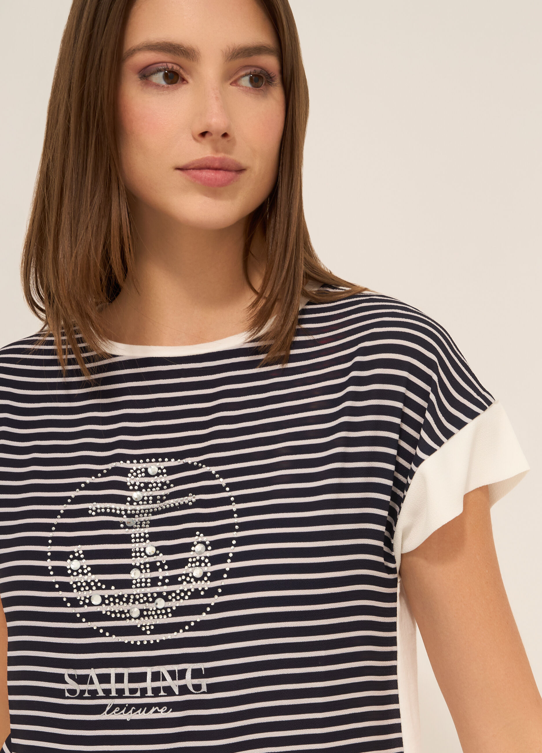 T-shirt a maniche corte donna_2