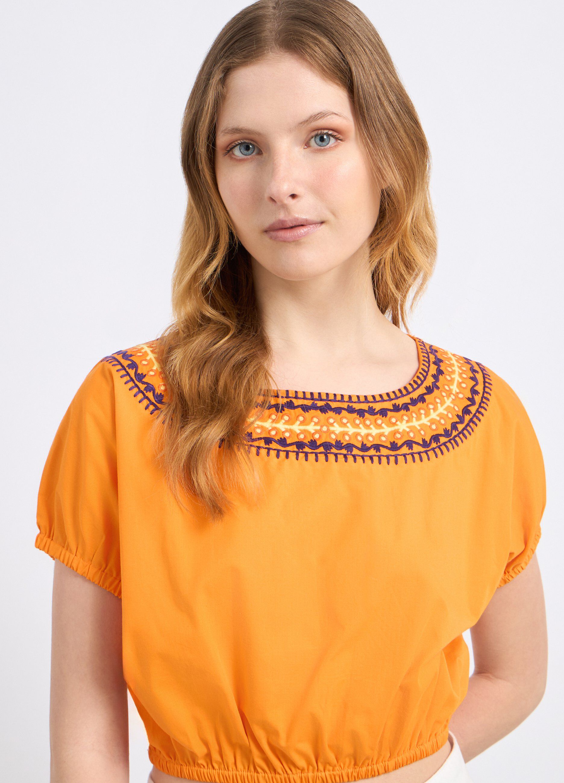 Blusa cropped in puro cotone donna_2