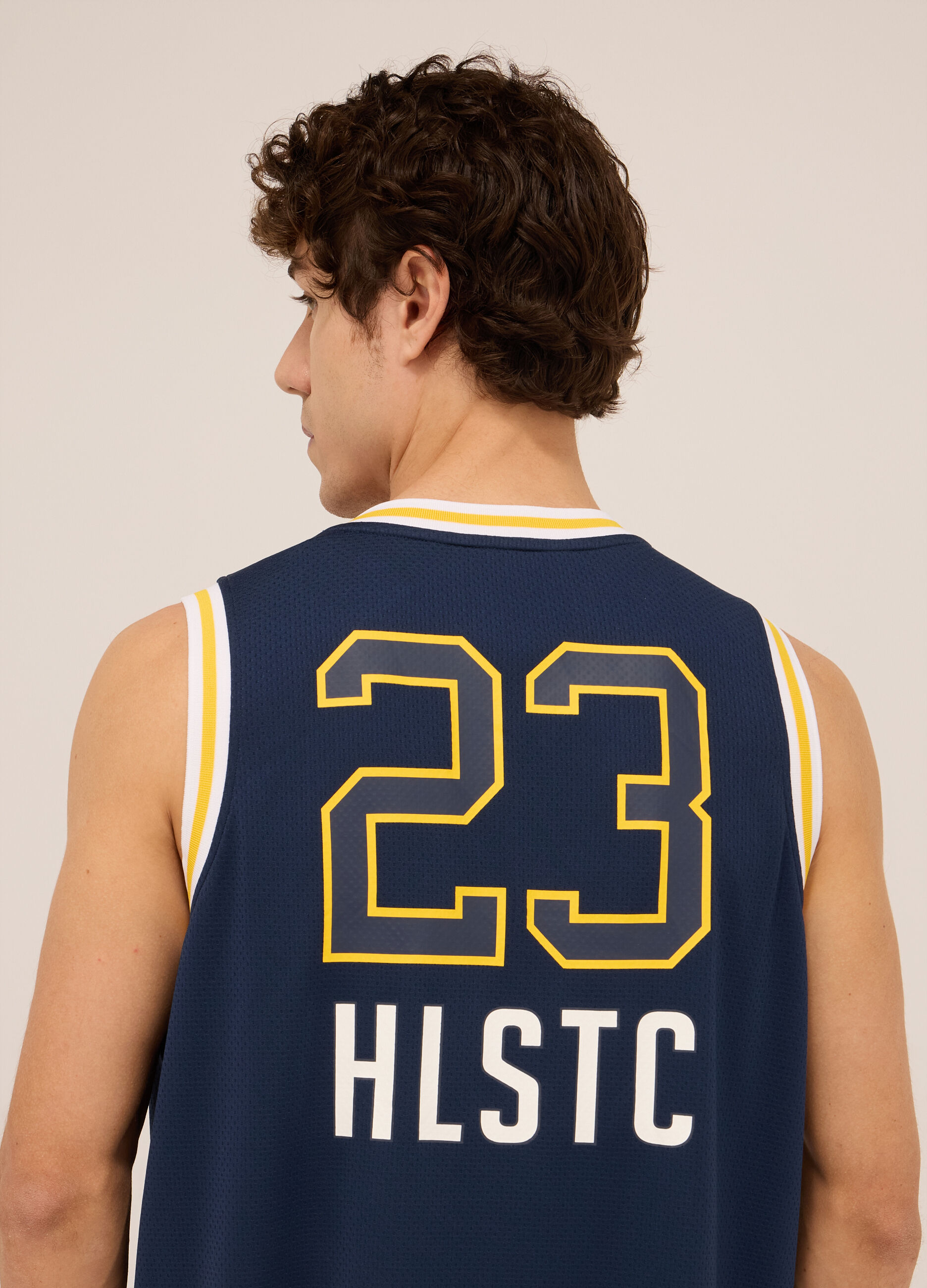 Canottiera sportiva con stampa stile basket uomo_2