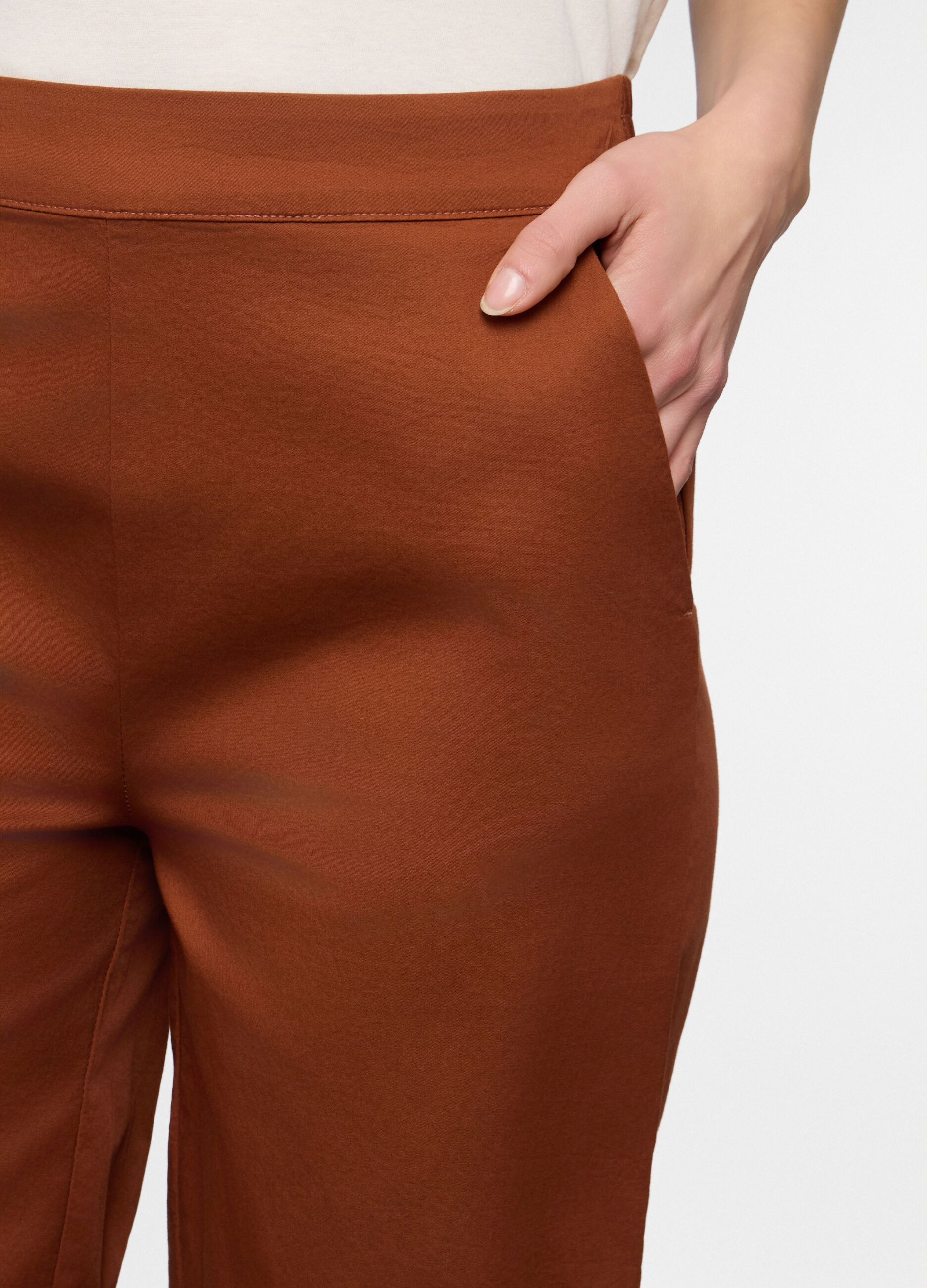 Bermuda fit straight in twill di cotone stretch donna_2