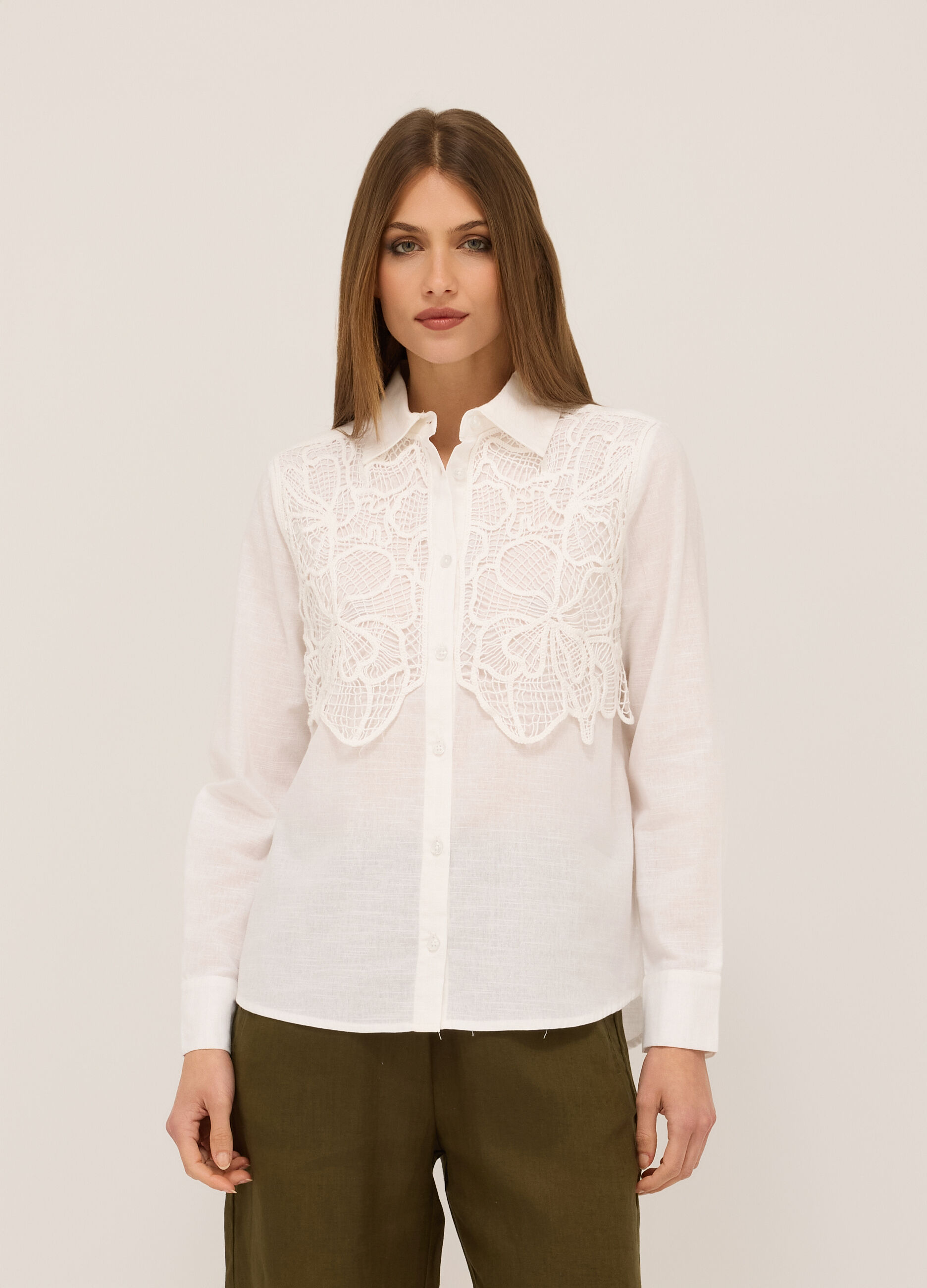 Camicia in puro cotone con pizzo donna_0