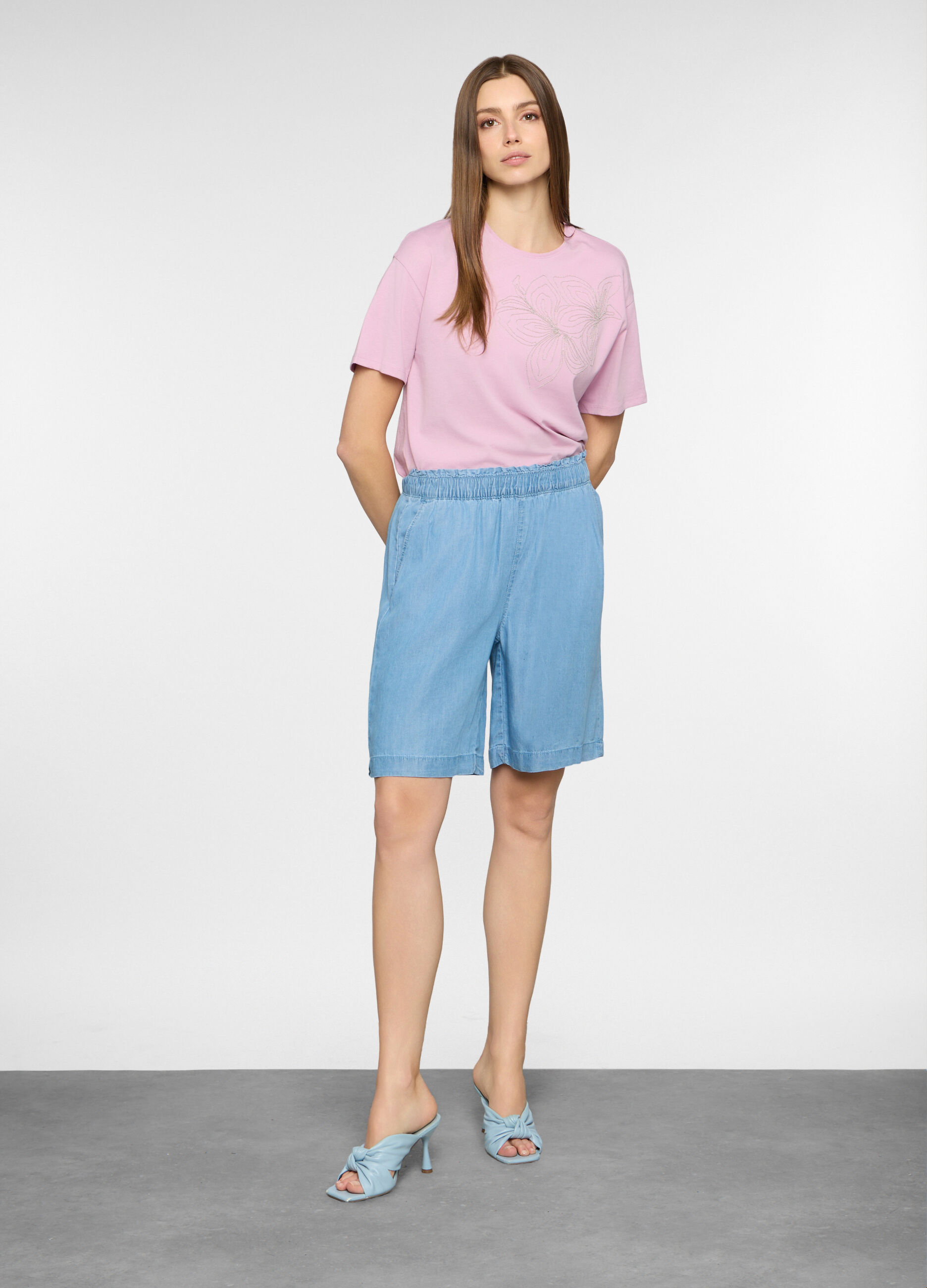 Bermuda fit Straight con vita elasticata in lyocell donna_0