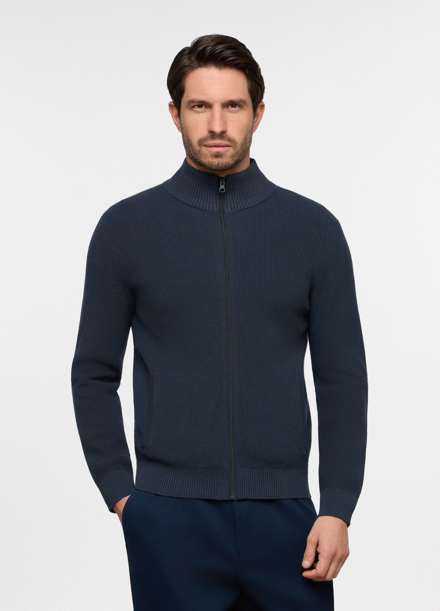 Cardigan lupetto con zip intera uomo_0