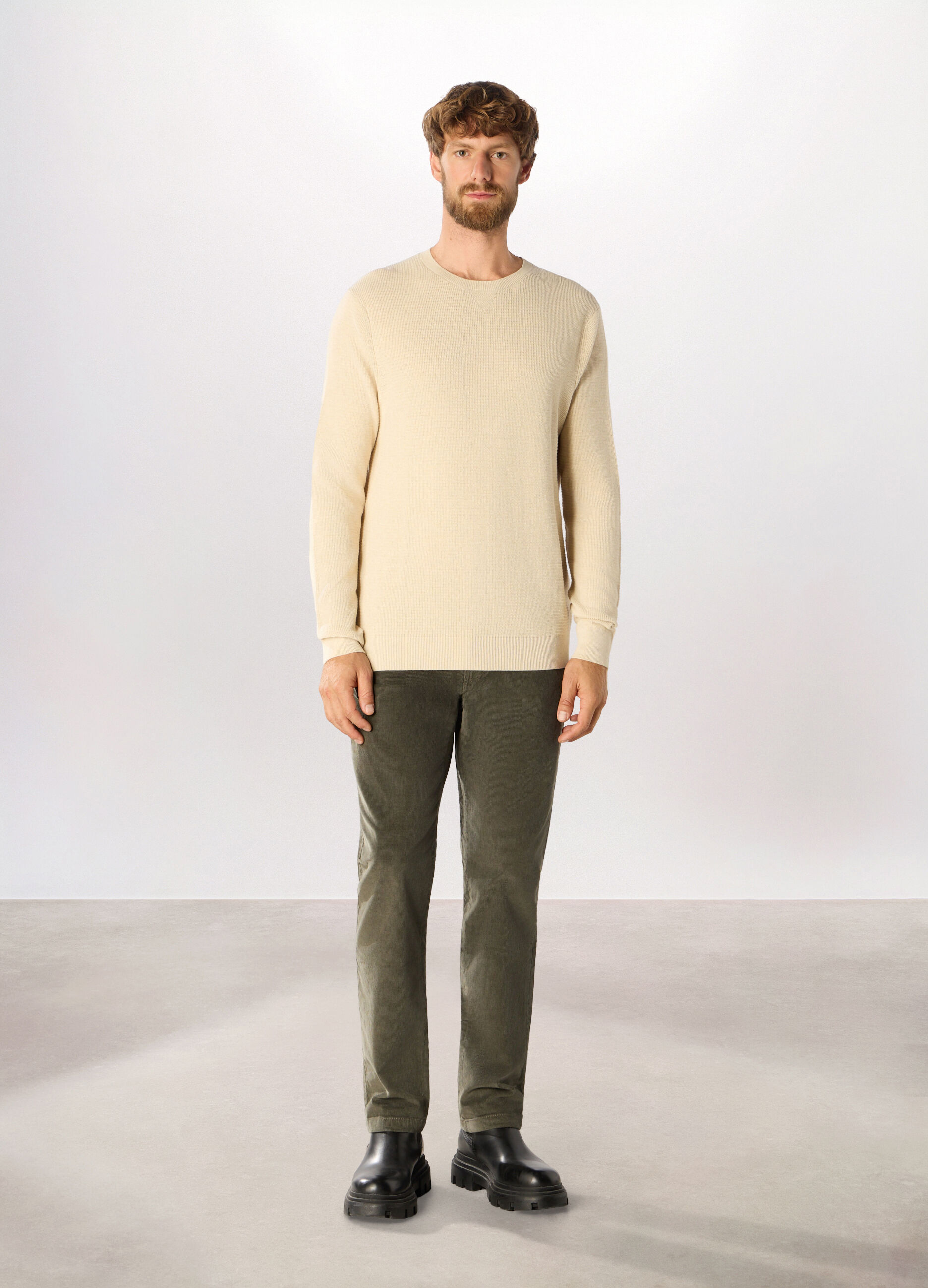 Pantalone 5 tasche in velluto a coste uomo_0