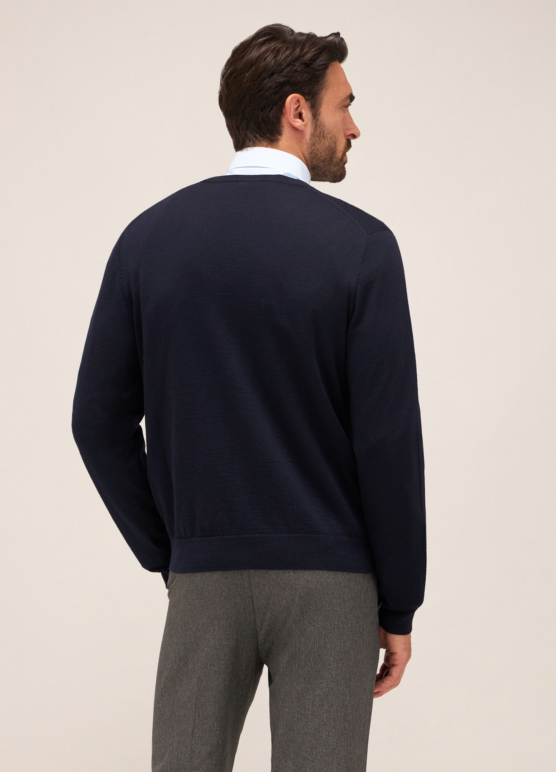 Gilet collo a V in maglia rasata uomo_1