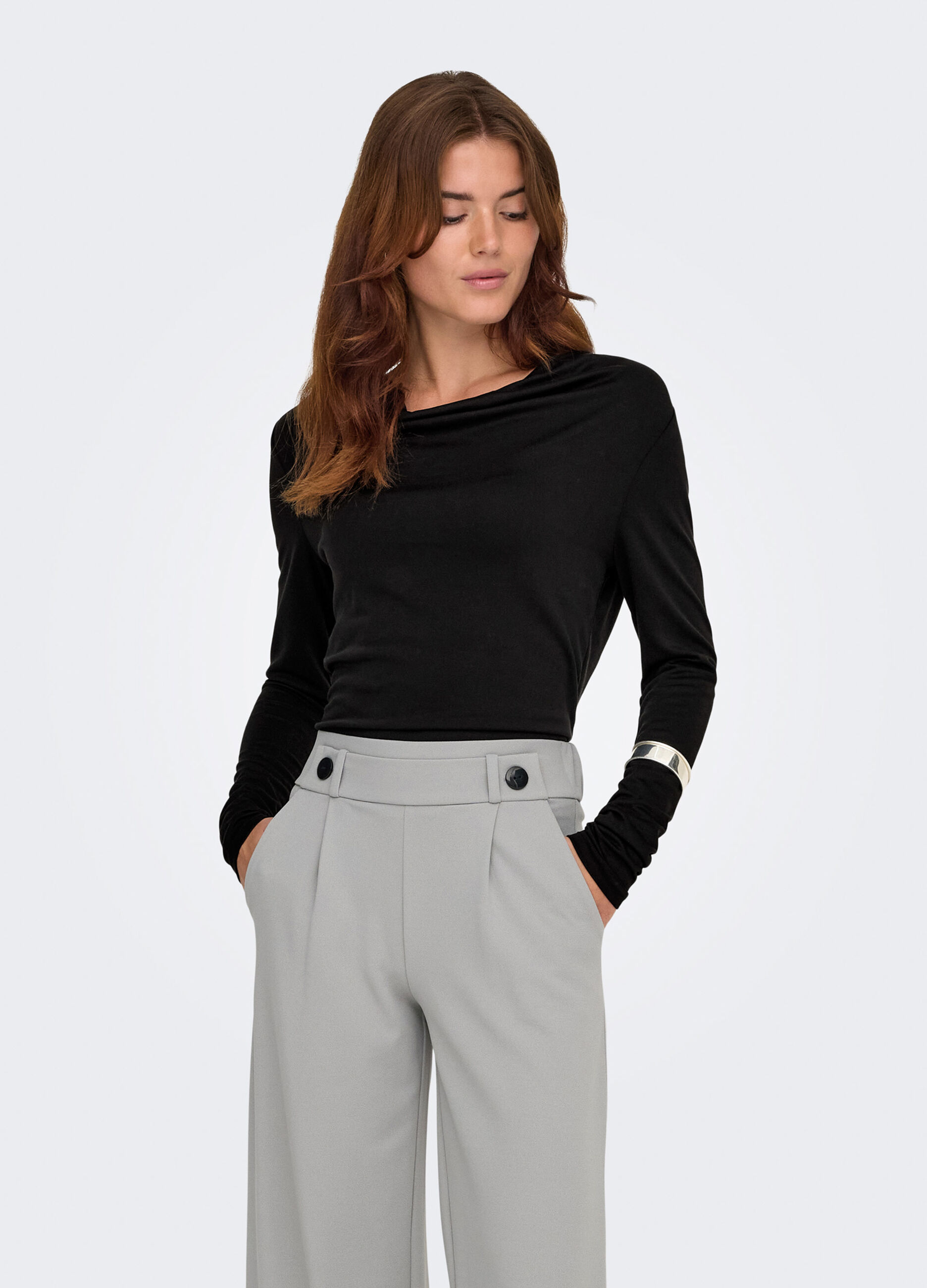 T-shirt con scollo drappeggiato donna_0