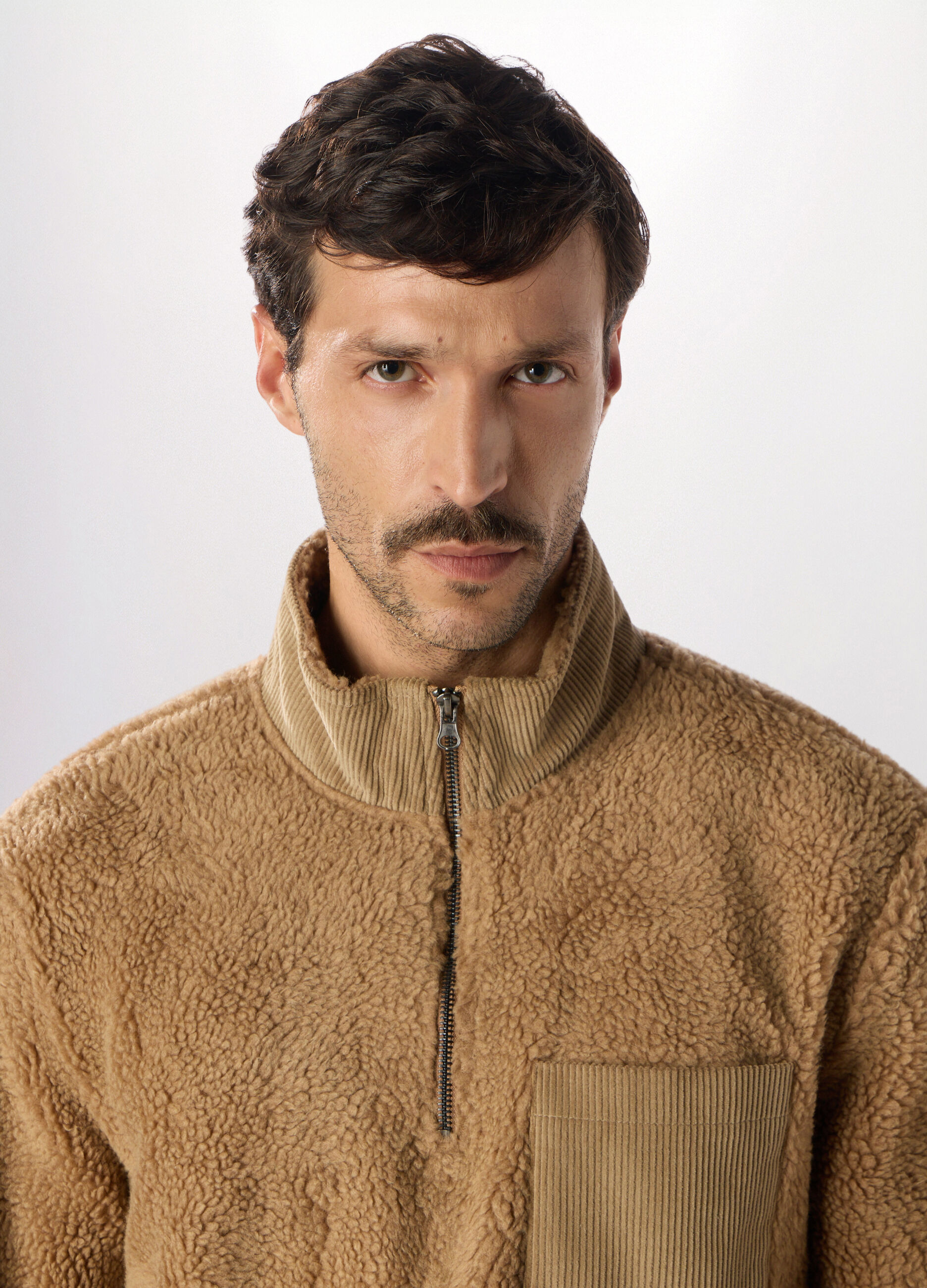 Felpa in pile con zip uomo_2