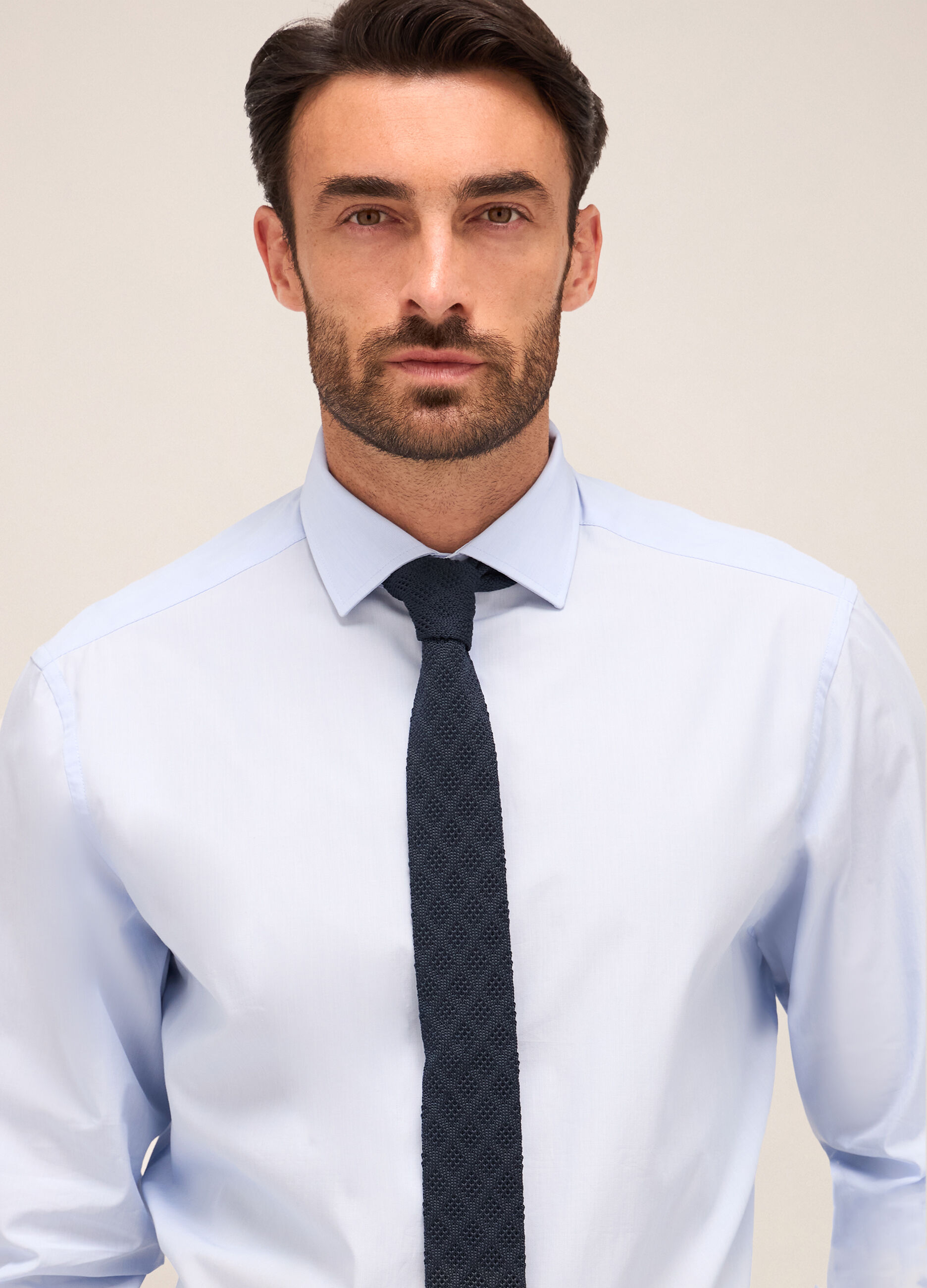 Camicia regular fit colletto francese in cotone uomo_2