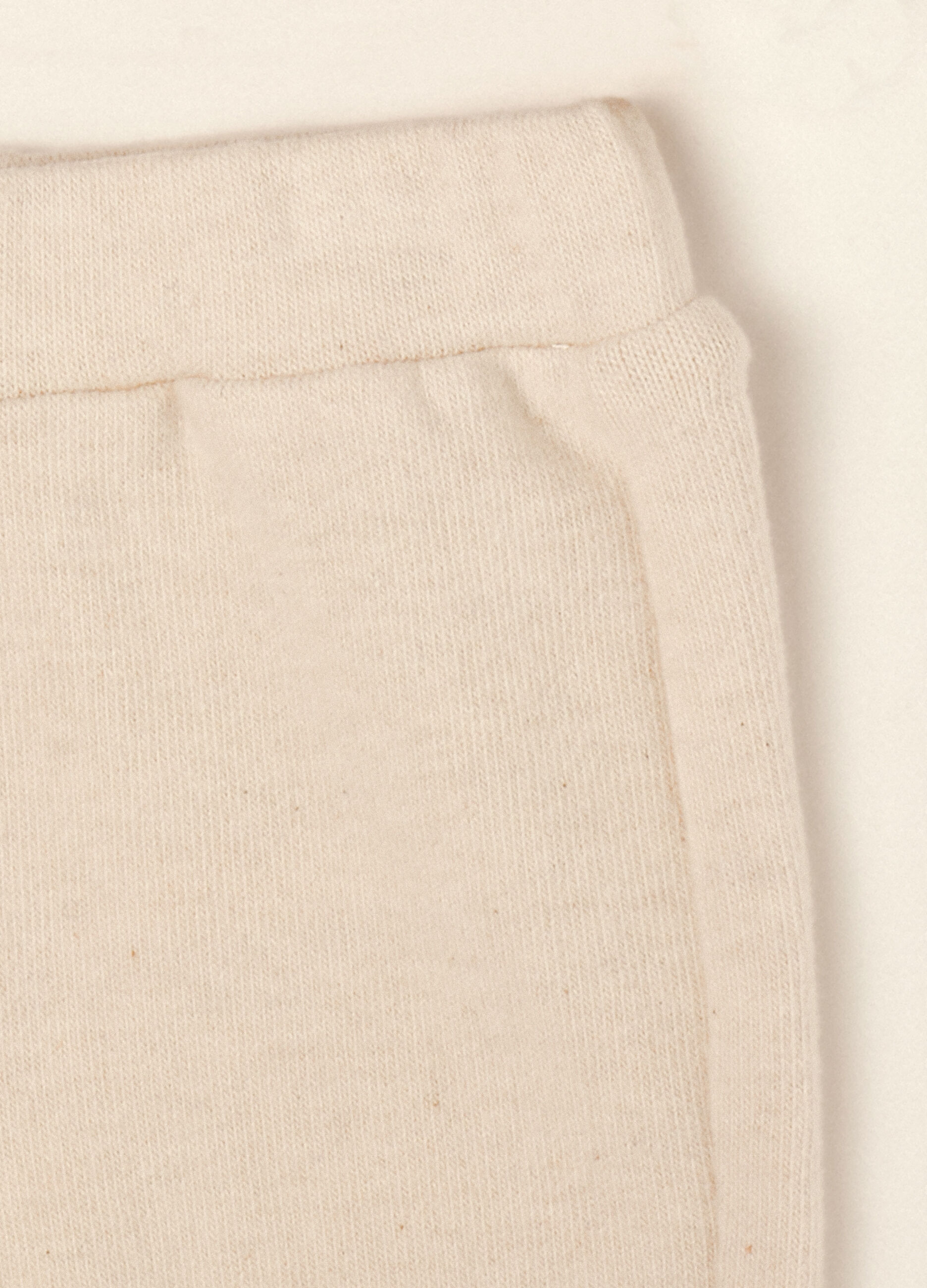 Completo beige in cotone e viscosa elasticizzato_3