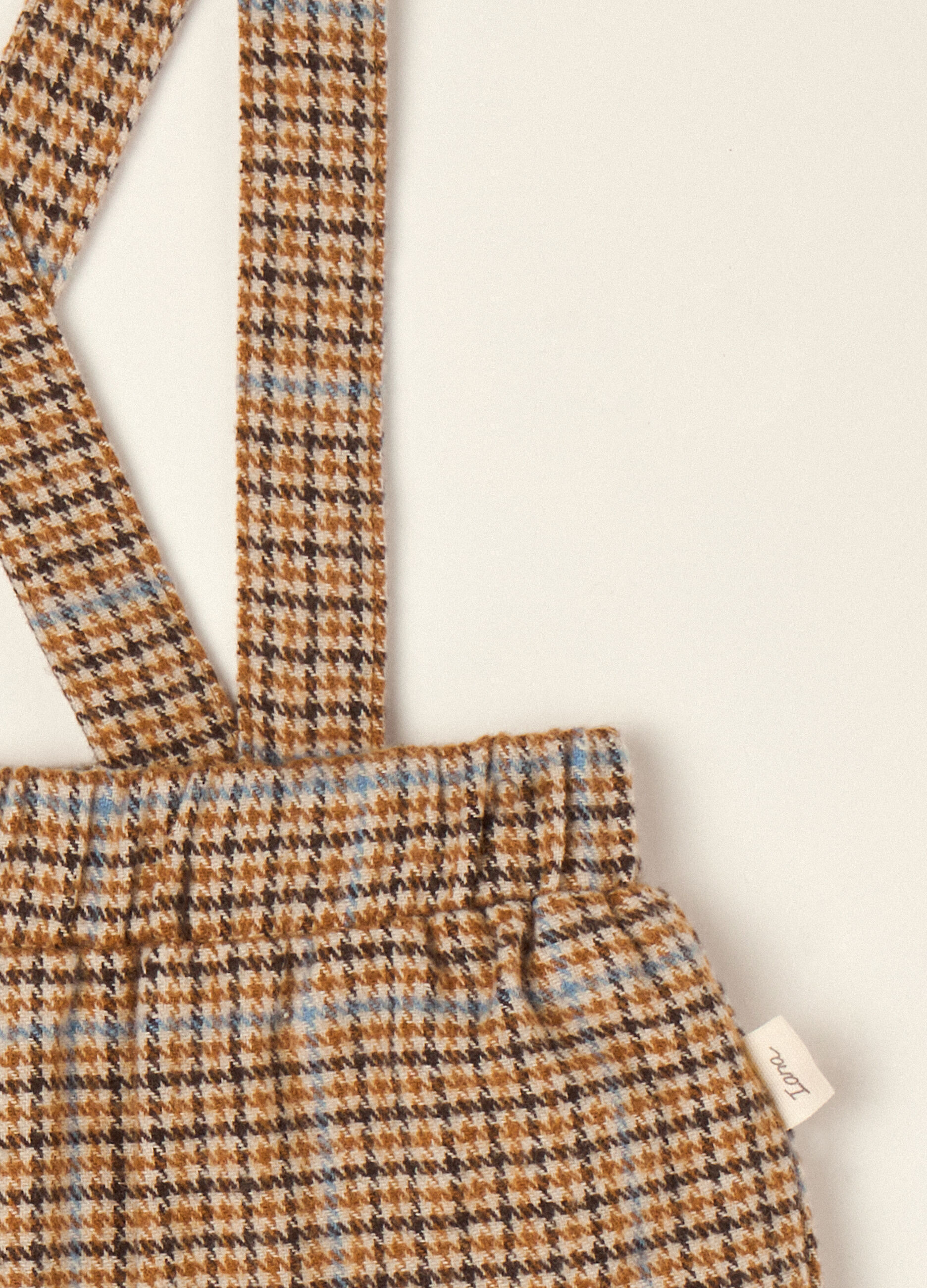 Pantaloni marroni in misto cotone con bretelle_2