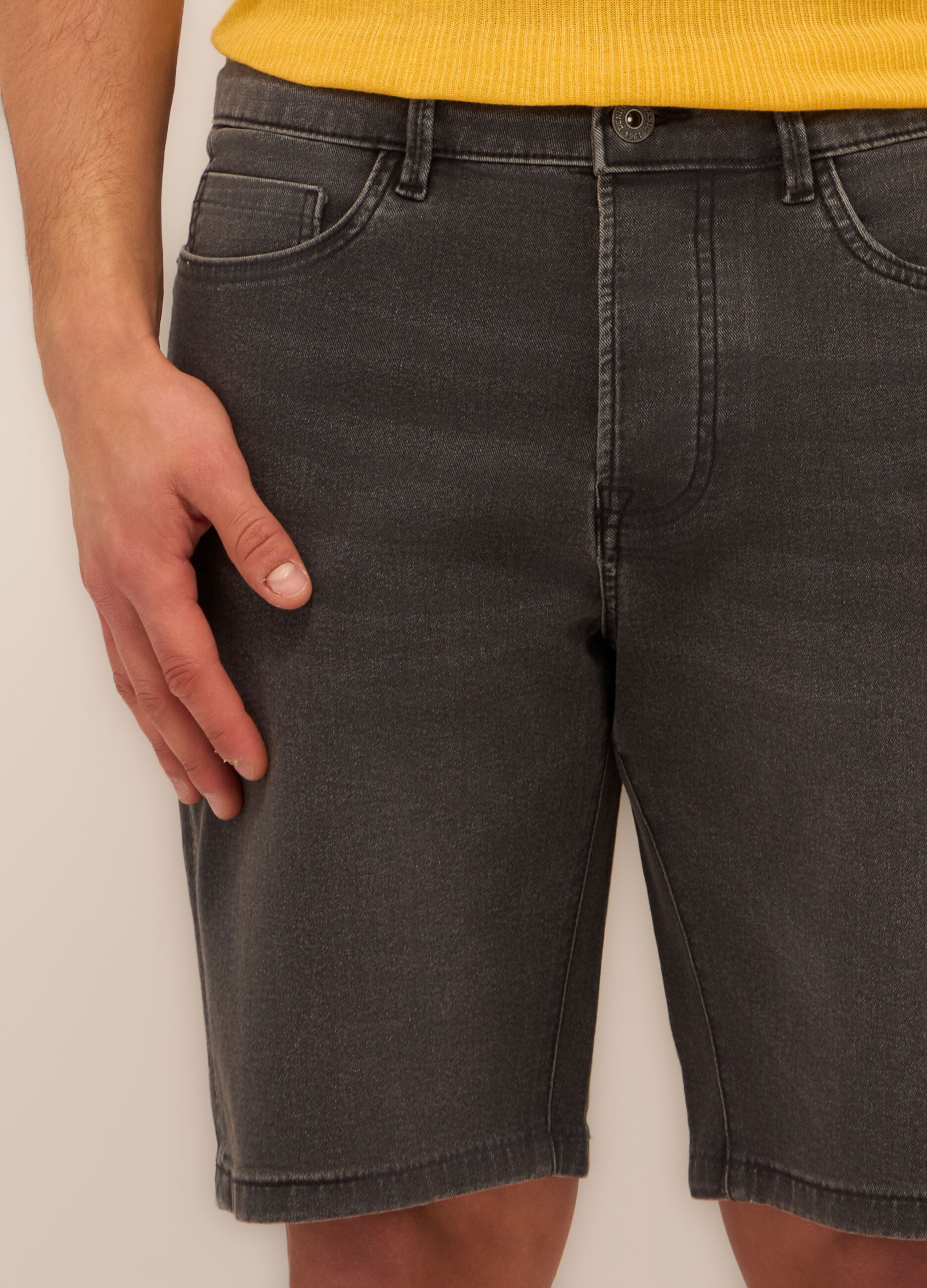 Shorts in denim di cotone stretch uomo_2