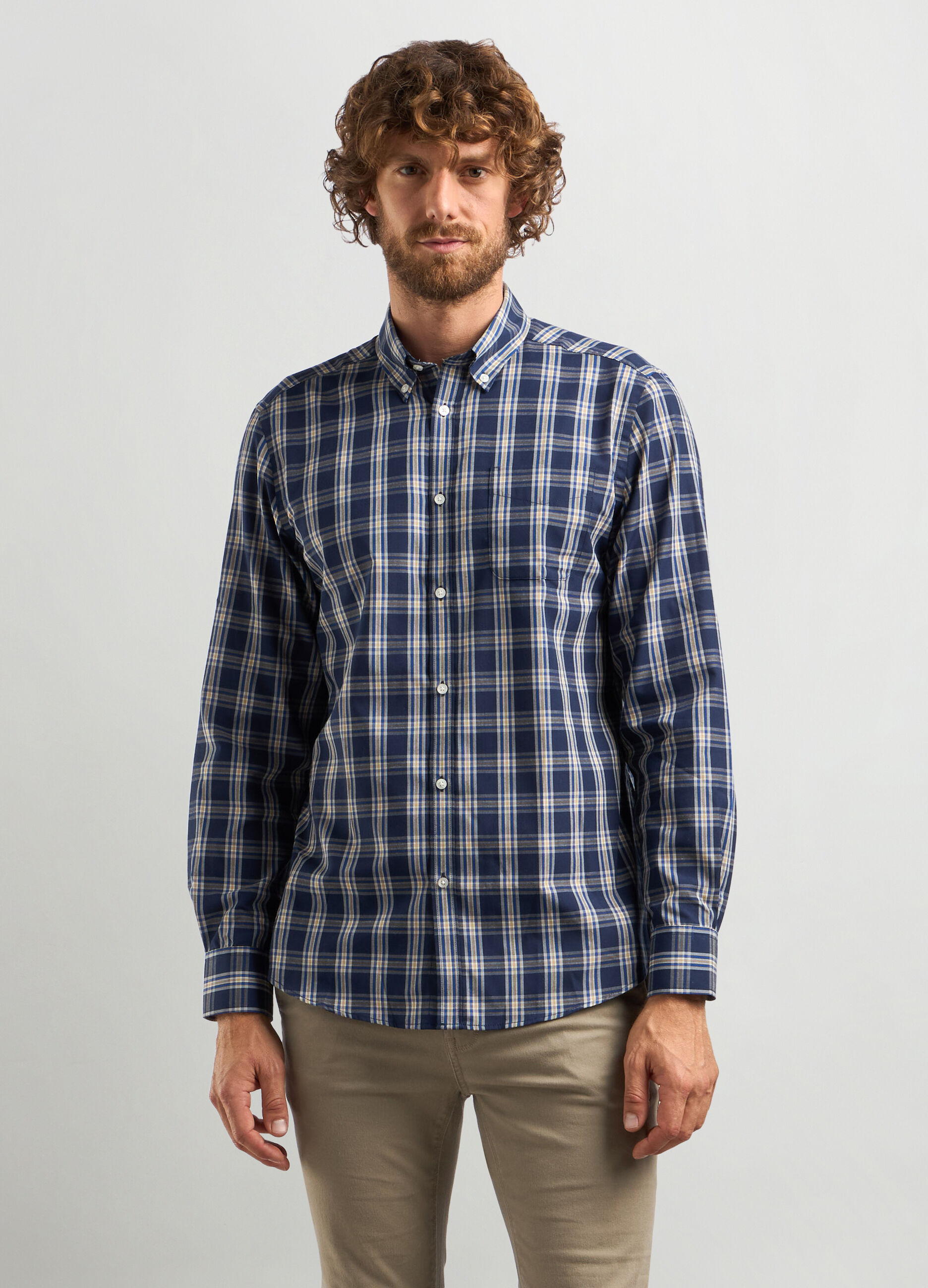 Camicia regular fit colletto button down in misto cotone_0
