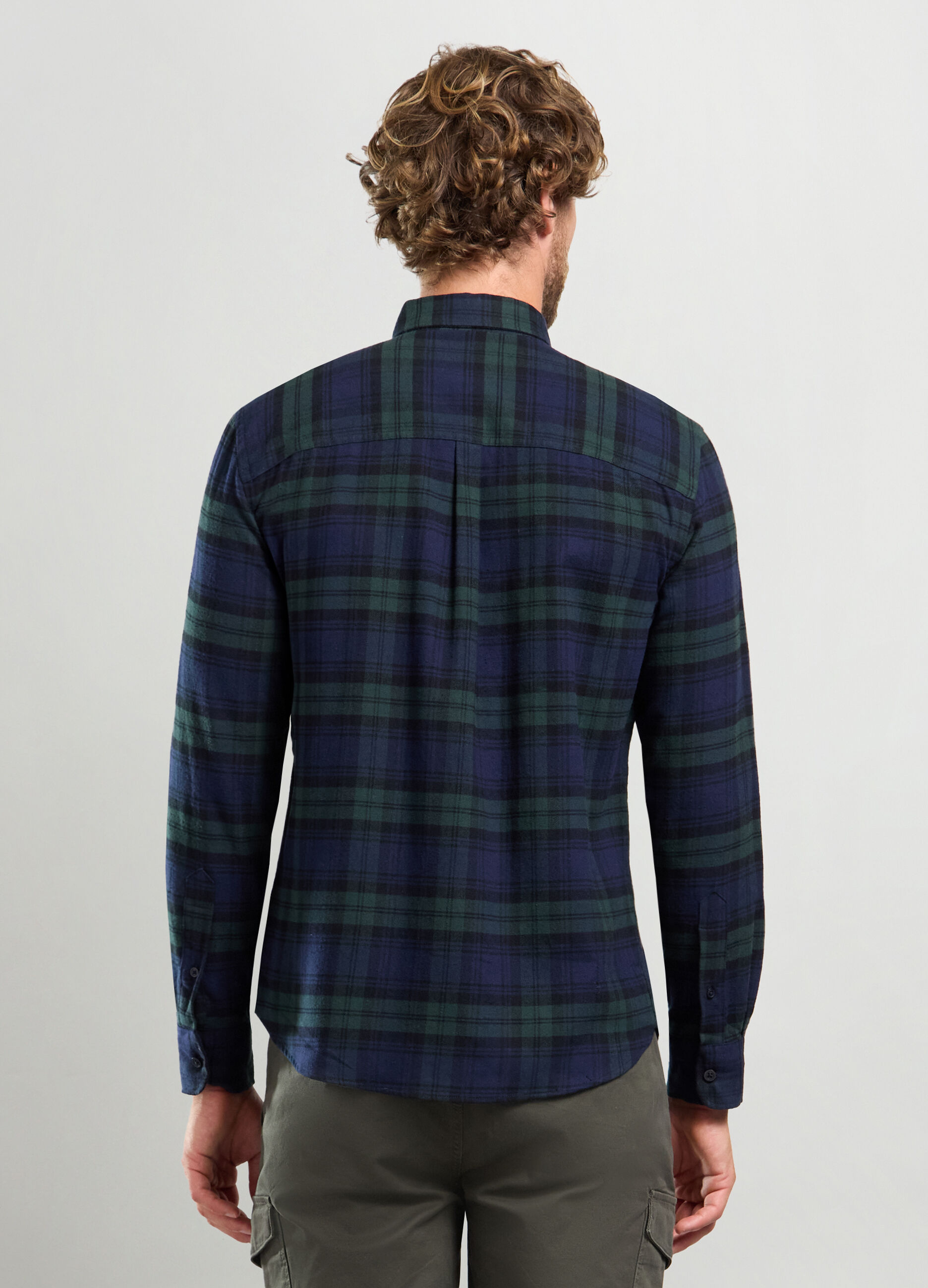 Camicia regular fit con colletto button-down in flanella uomo_1