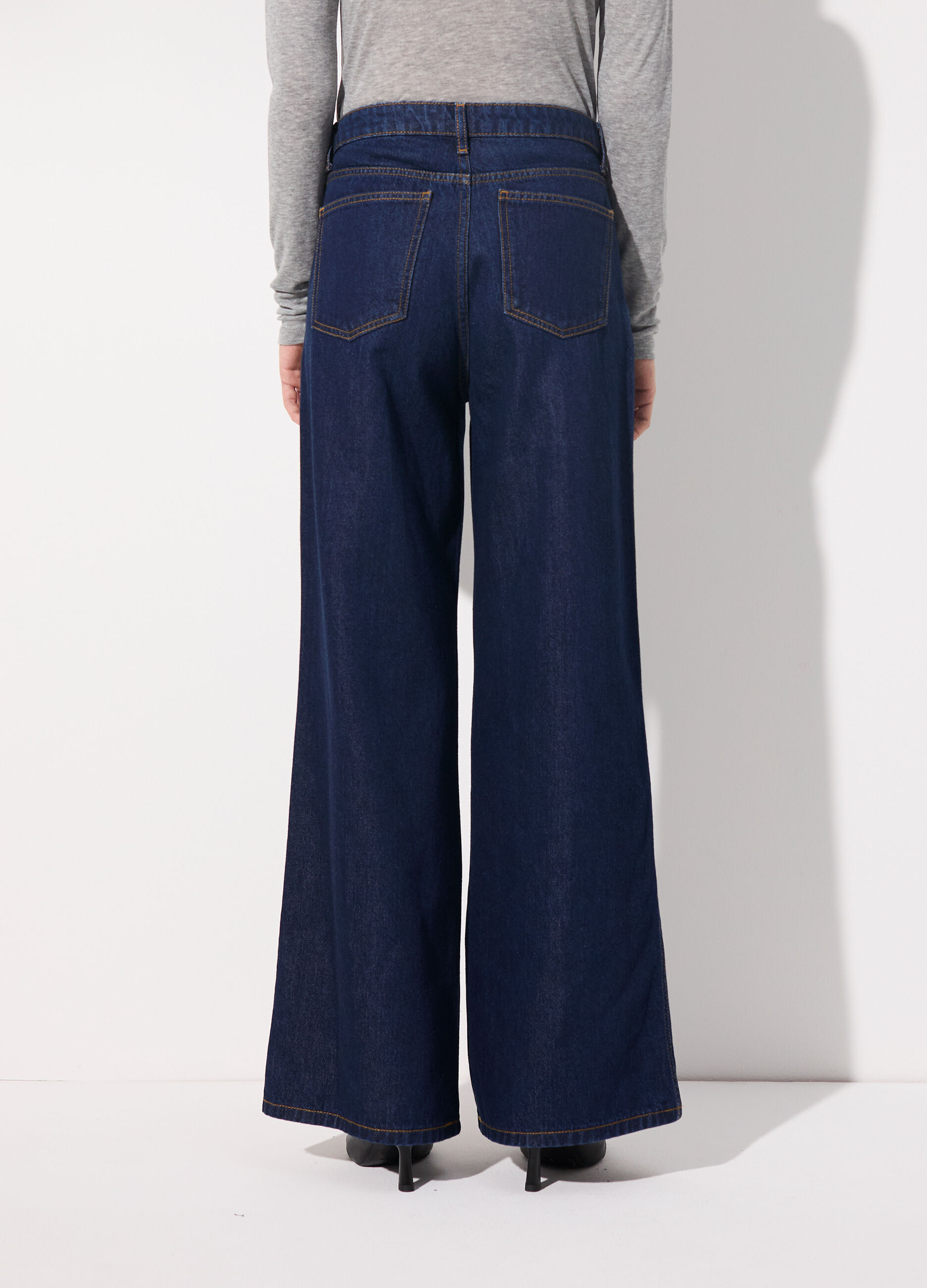 Pantalone denim flare fit donna_2