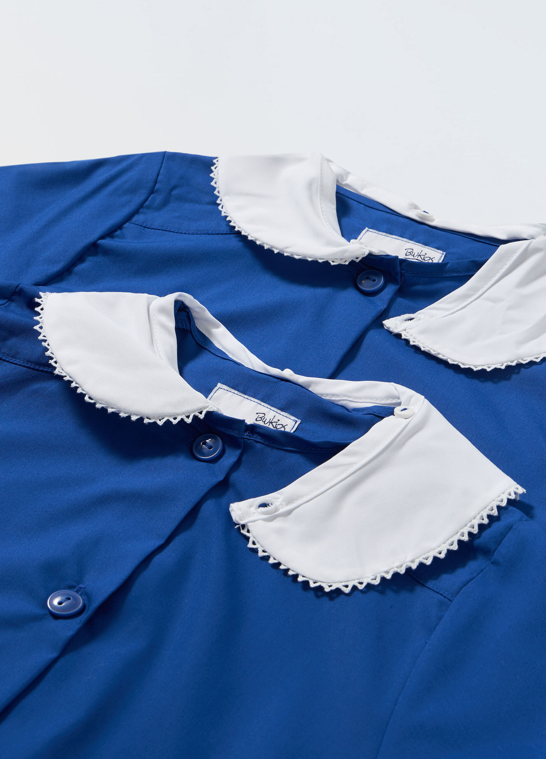 Grembiule con colletto lavorato bambina_1