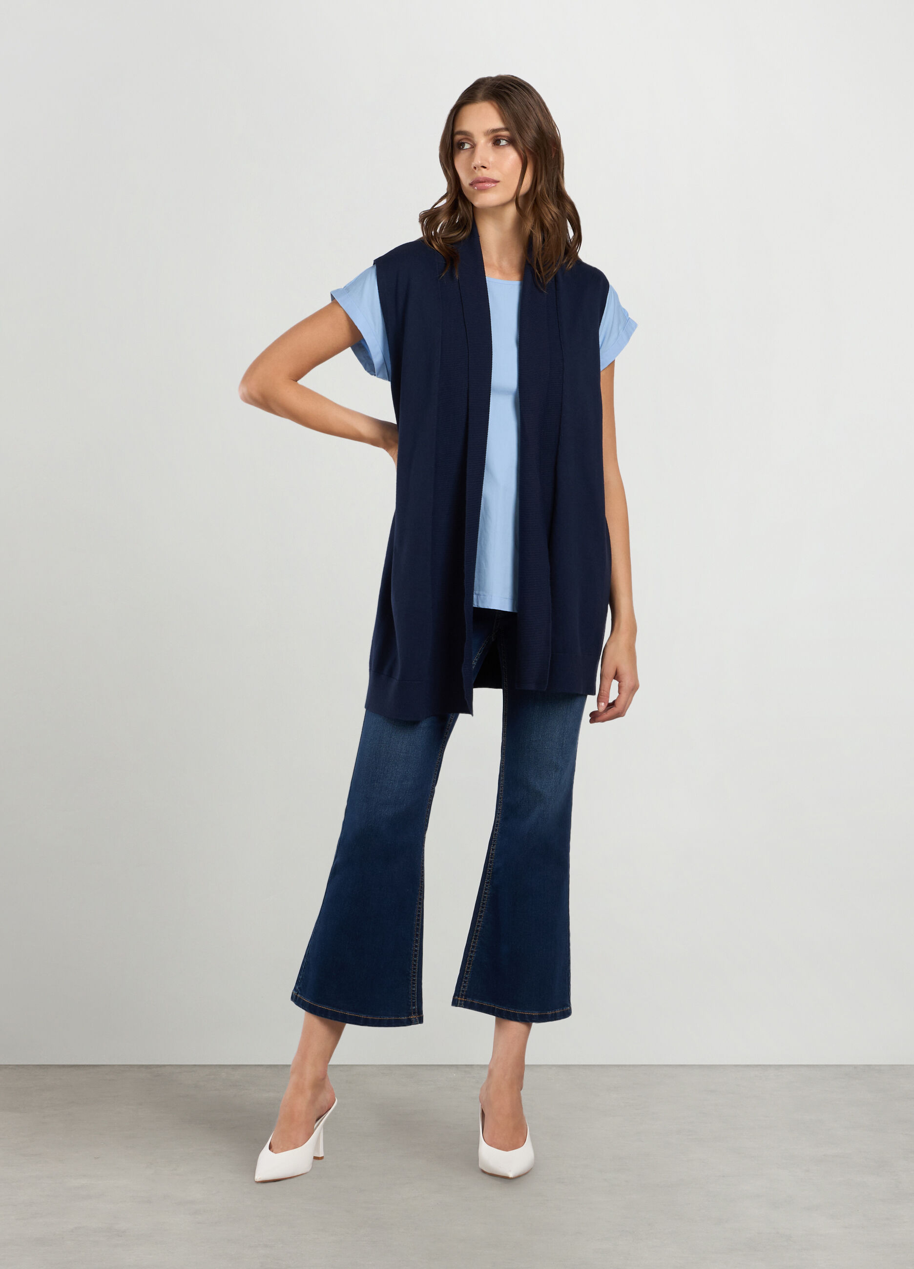 Cardigan smanicato in misto viscosa donna_0