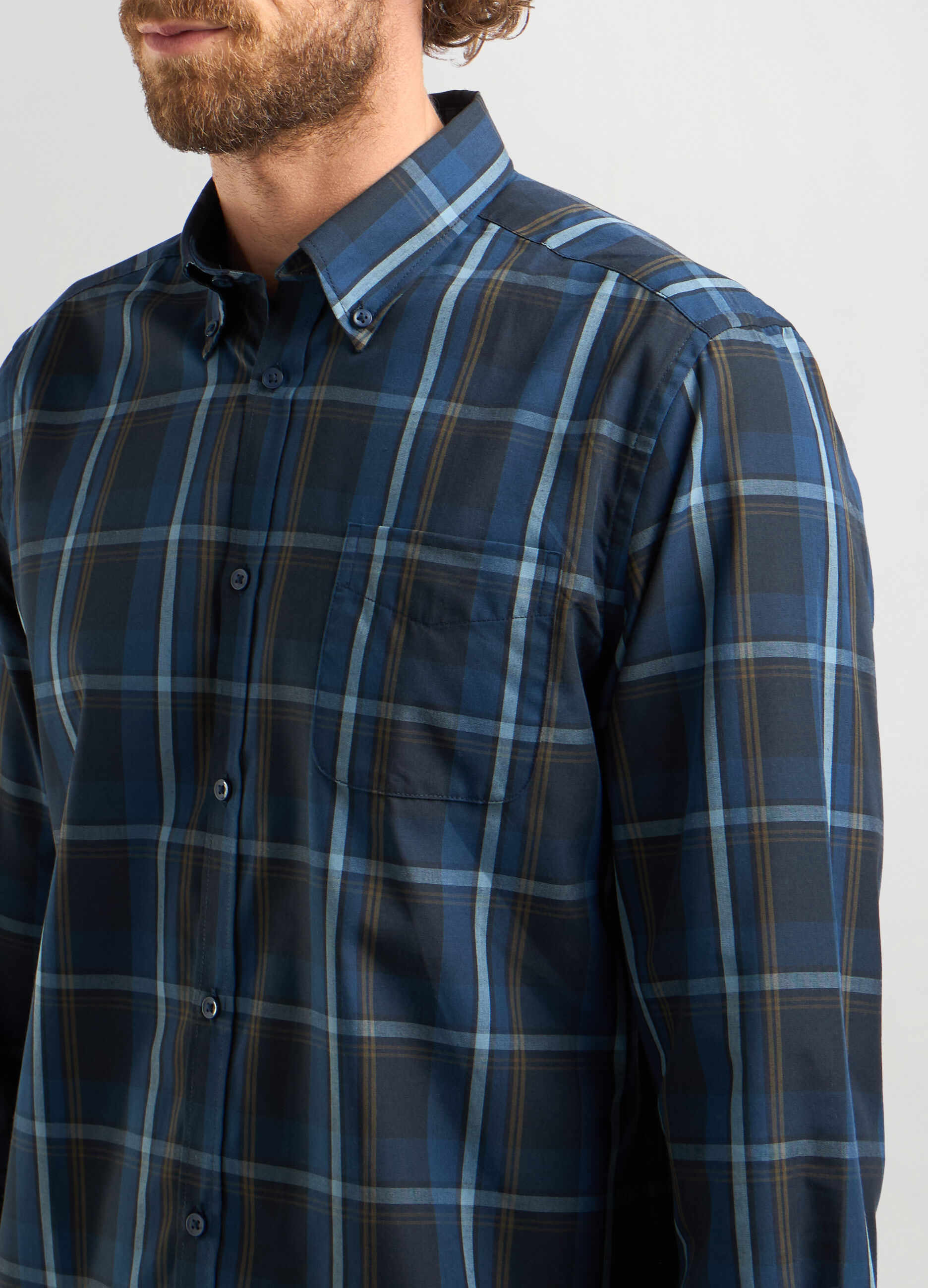 Camicia regular fit colletto button down in misto cotone_2