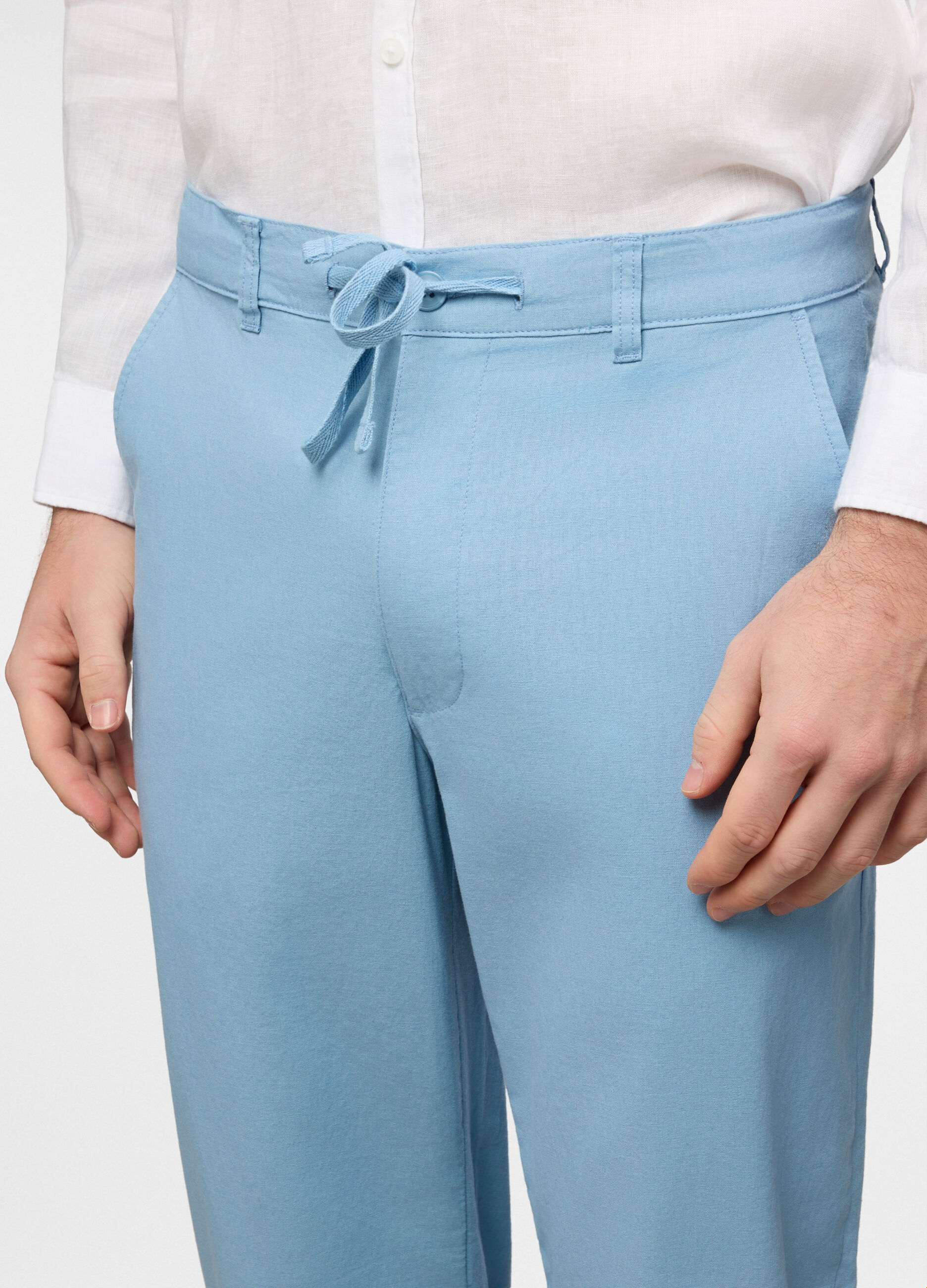Pantalone chino relaxed fit in lino e cotone uomo_2