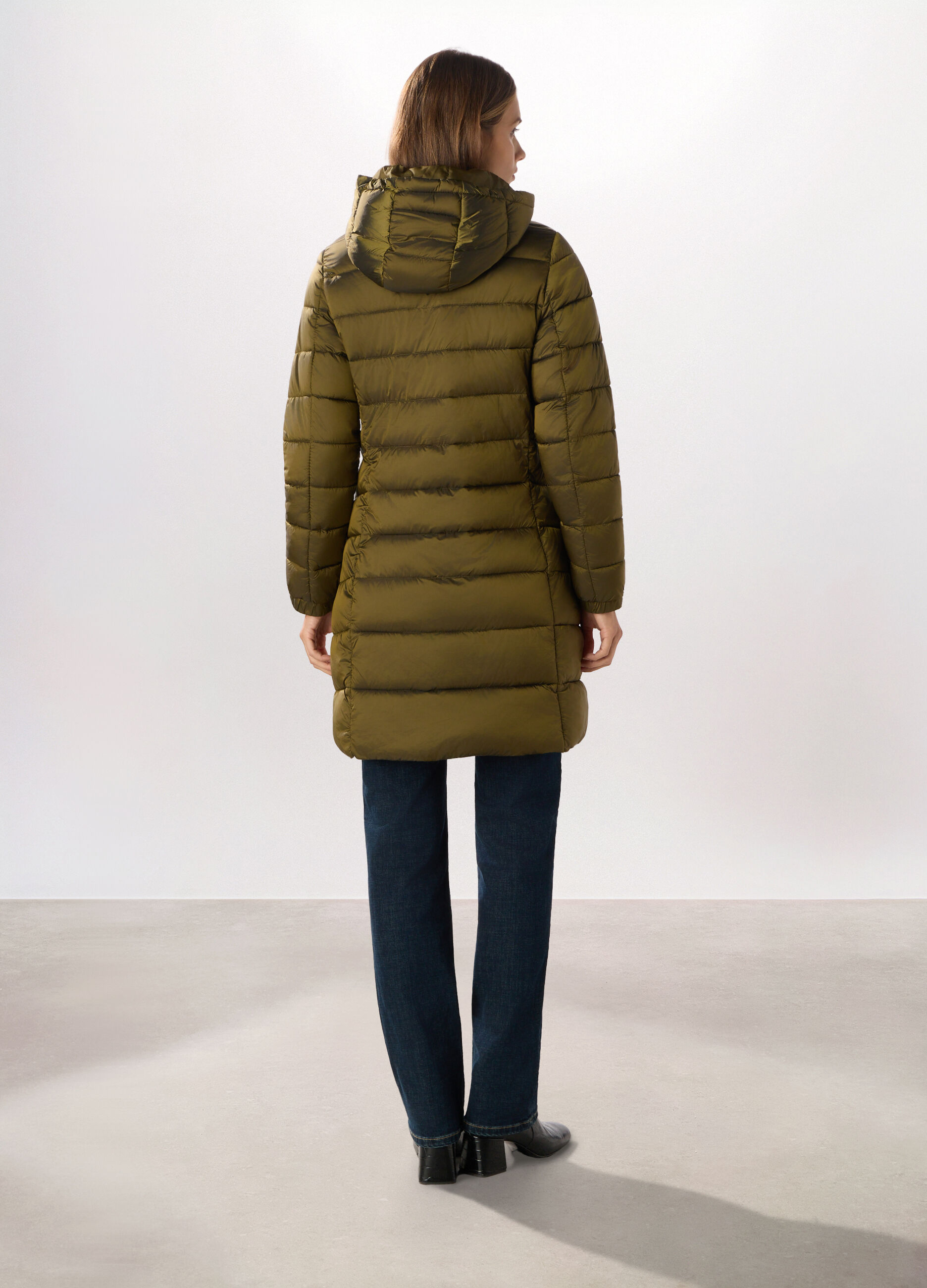 Giubbotto imbottito con cappuccio donna_1