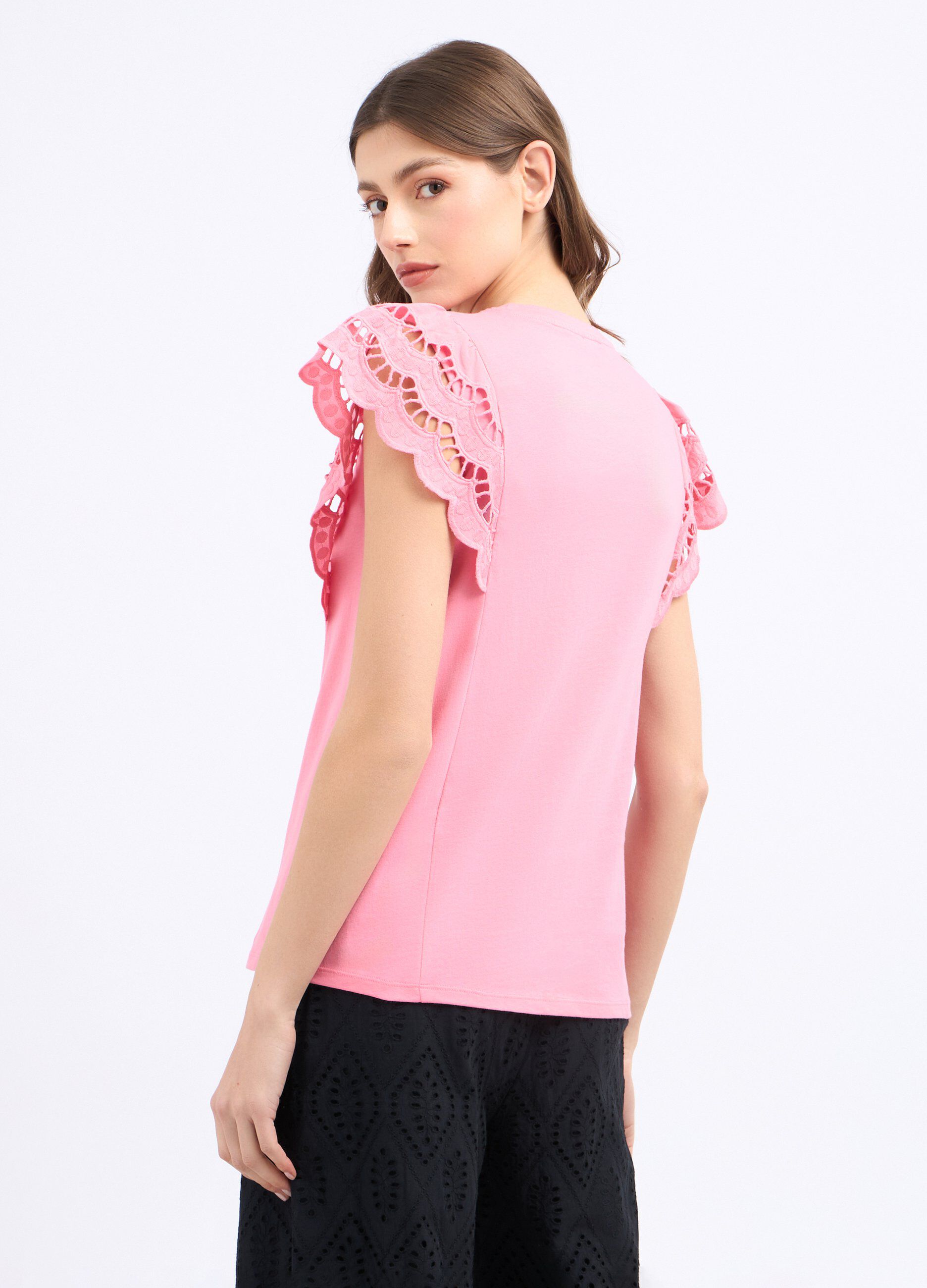 T-shirt con maniche ad aletta lavorate donna_1