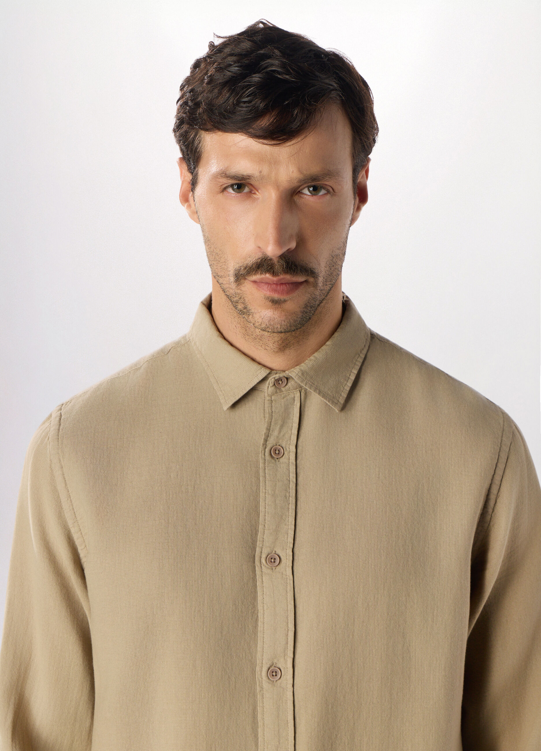 Camicia regular fit in garza di cotone uomo_2