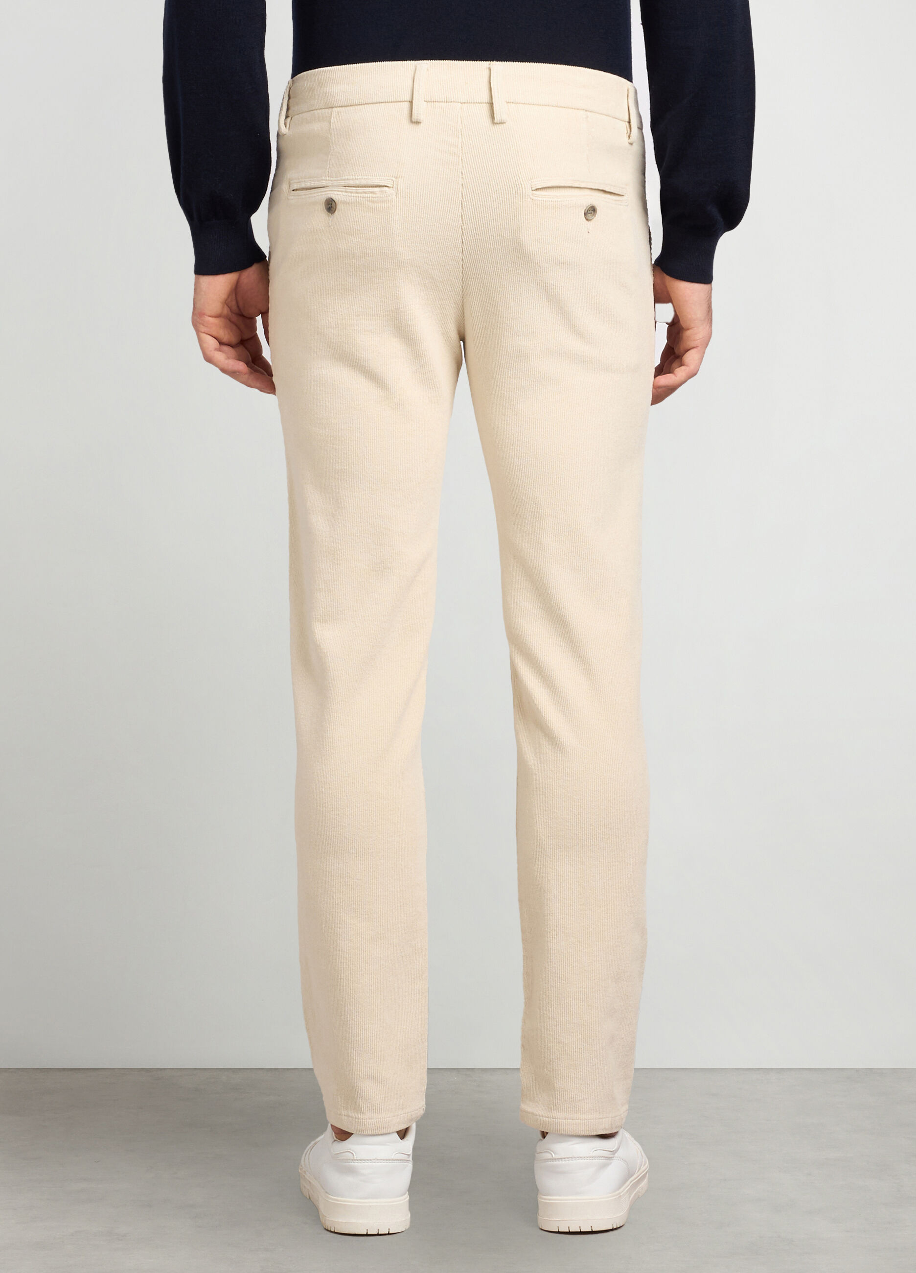 Pantaloni chino slim fit in velluto a coste uomo_1