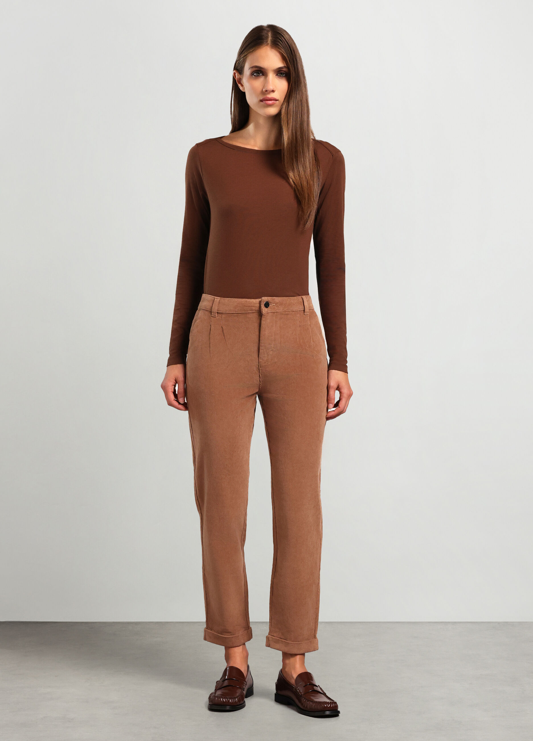 Pantaloni in costina di velluto donna_0