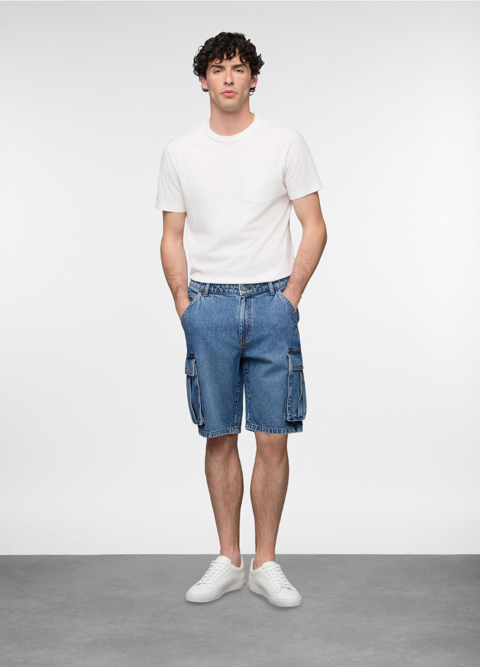 Short cargo in denim di cotone uomo_0