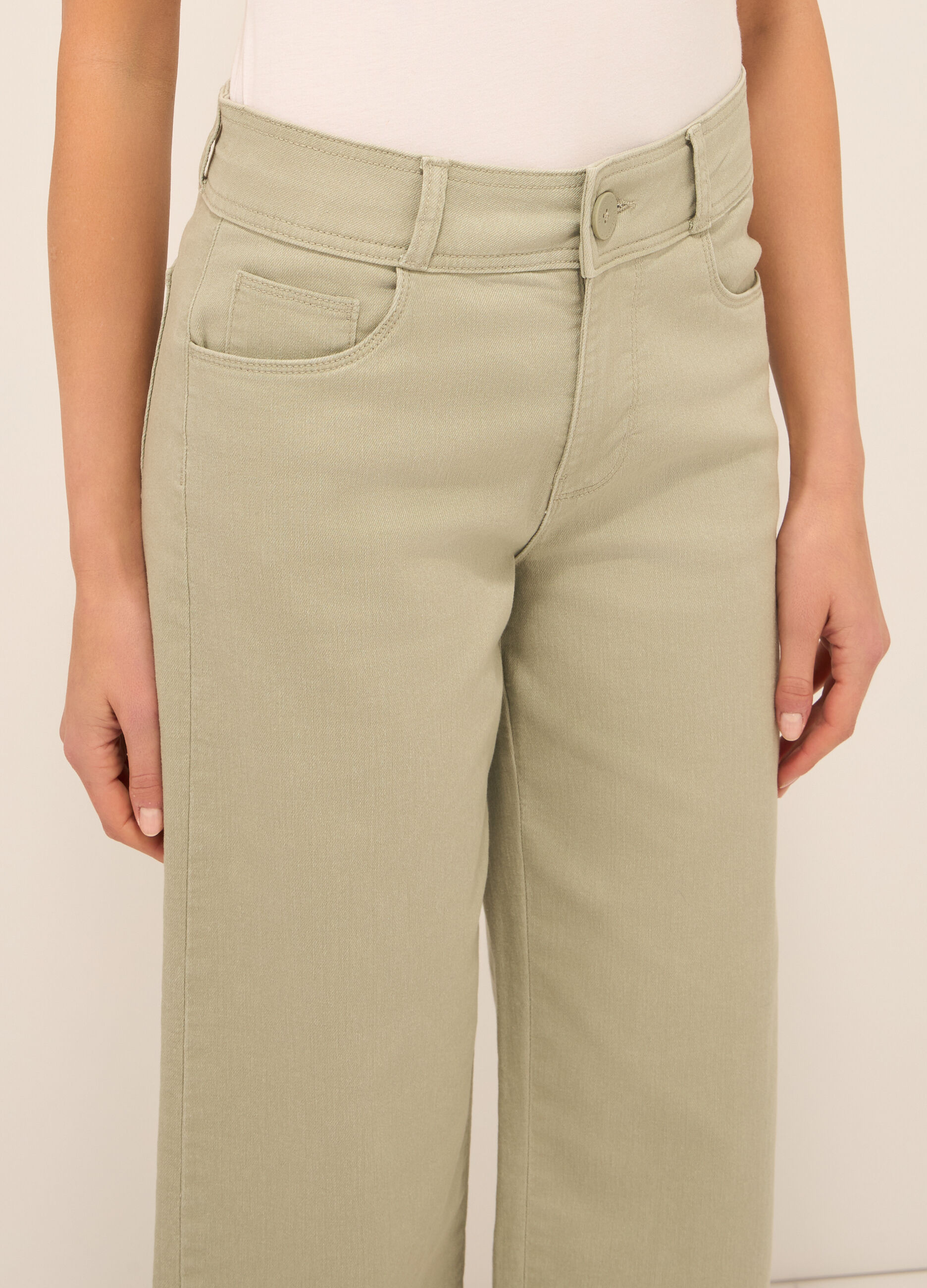 Pantaloni in twill di cotone stretch donna_3