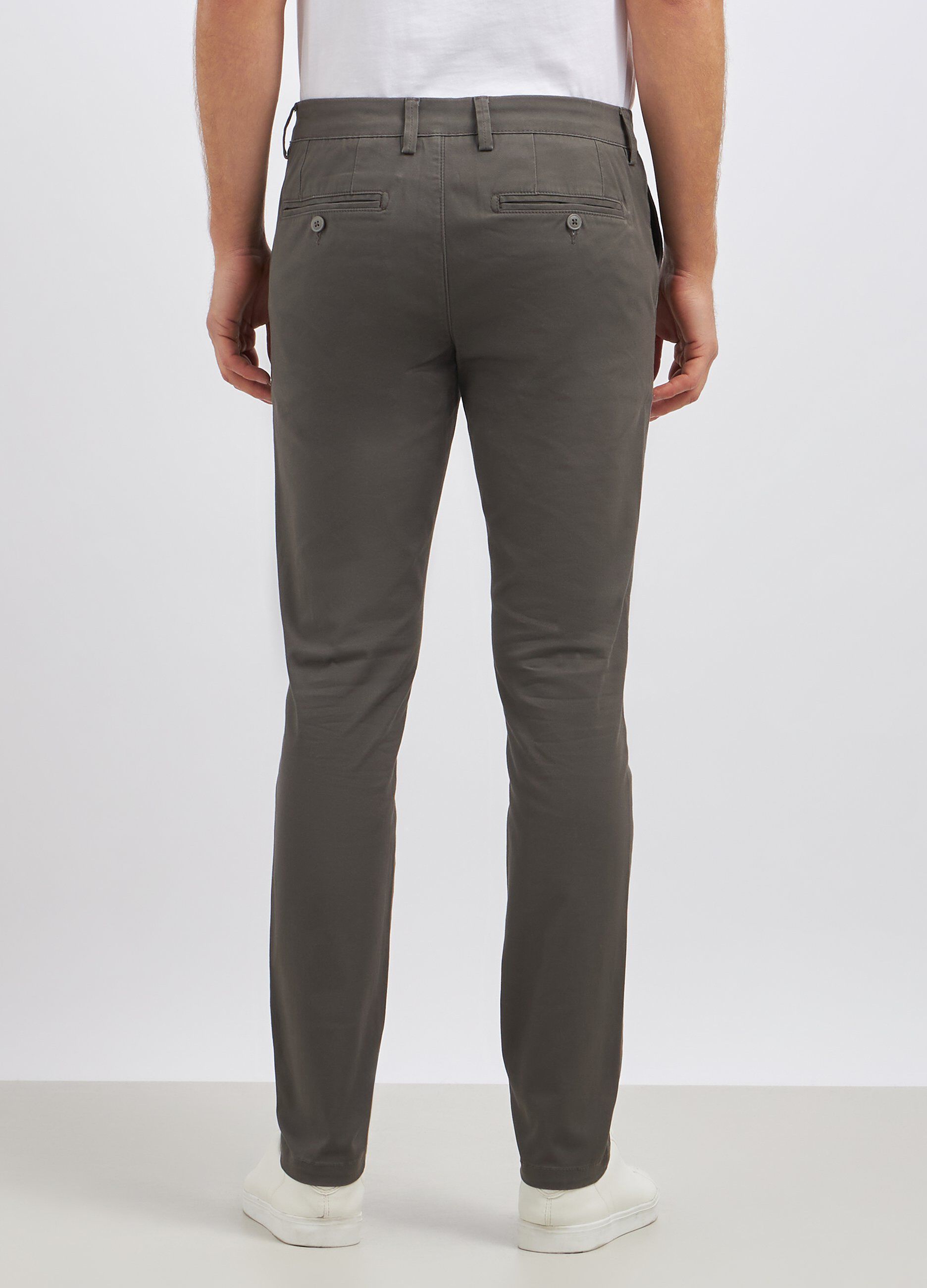 Pantaloni chino in cotone stretch uomo_1