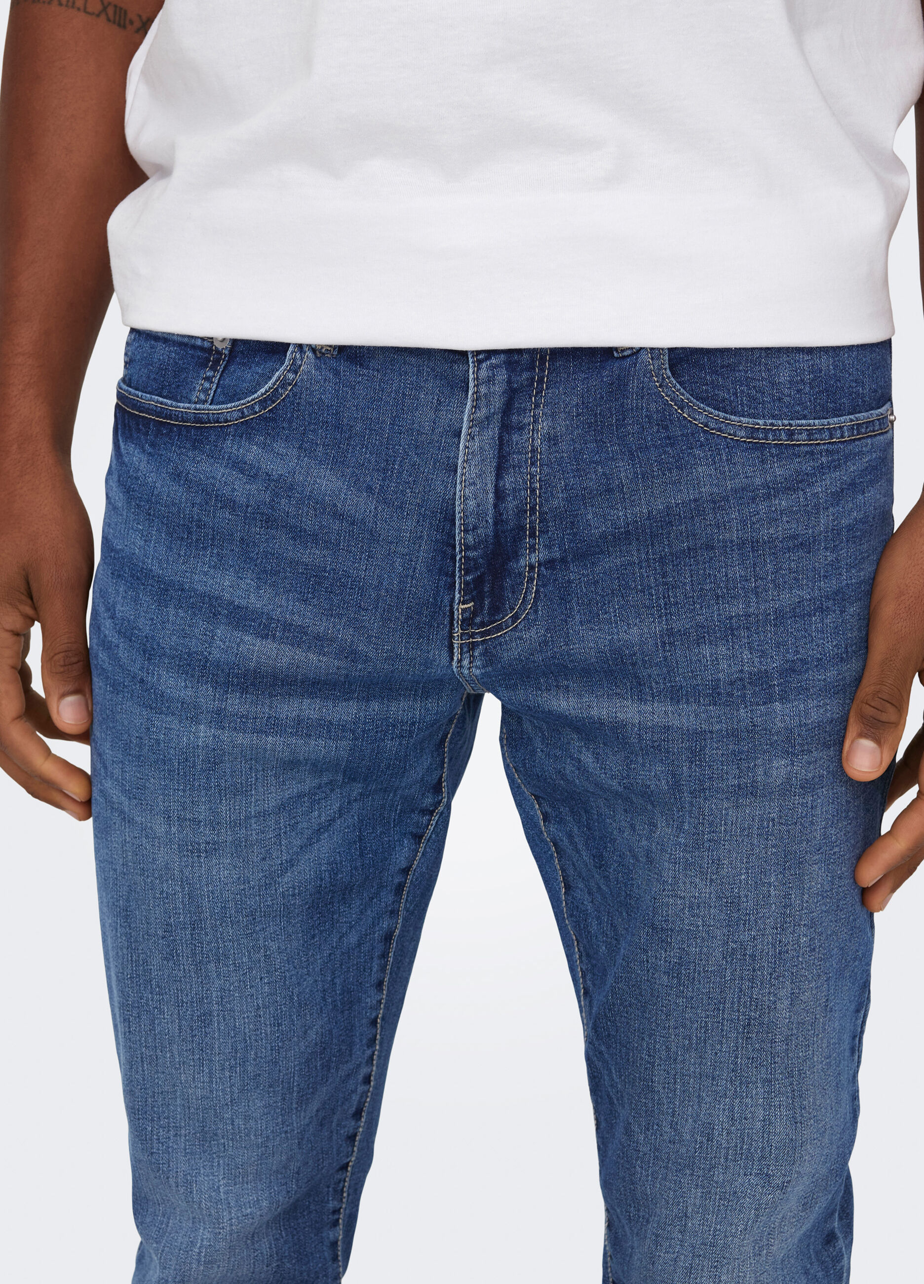 Jeans slim fit in denim uomo_3