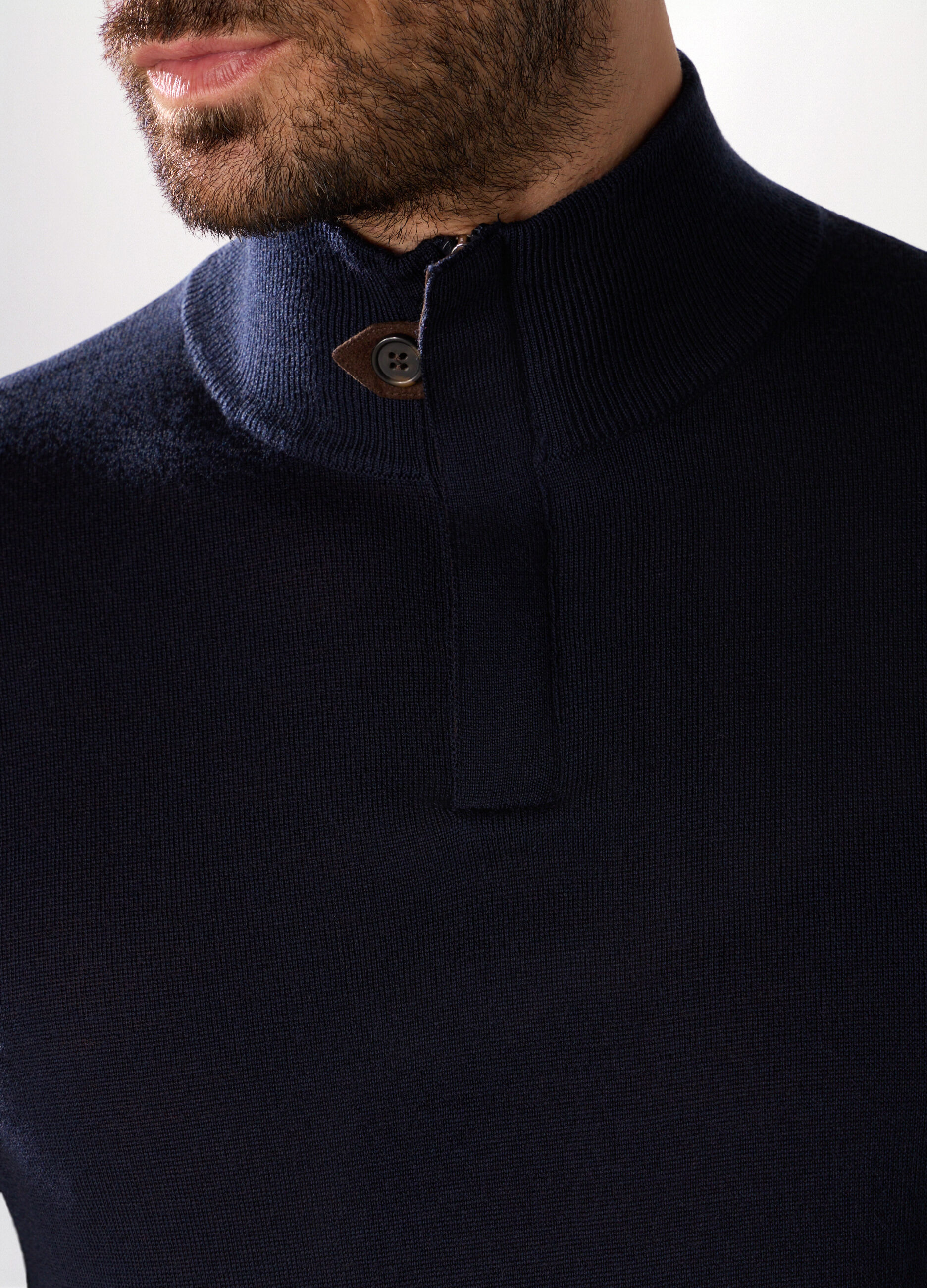 Maglione lupetto in lana merino uomo_2