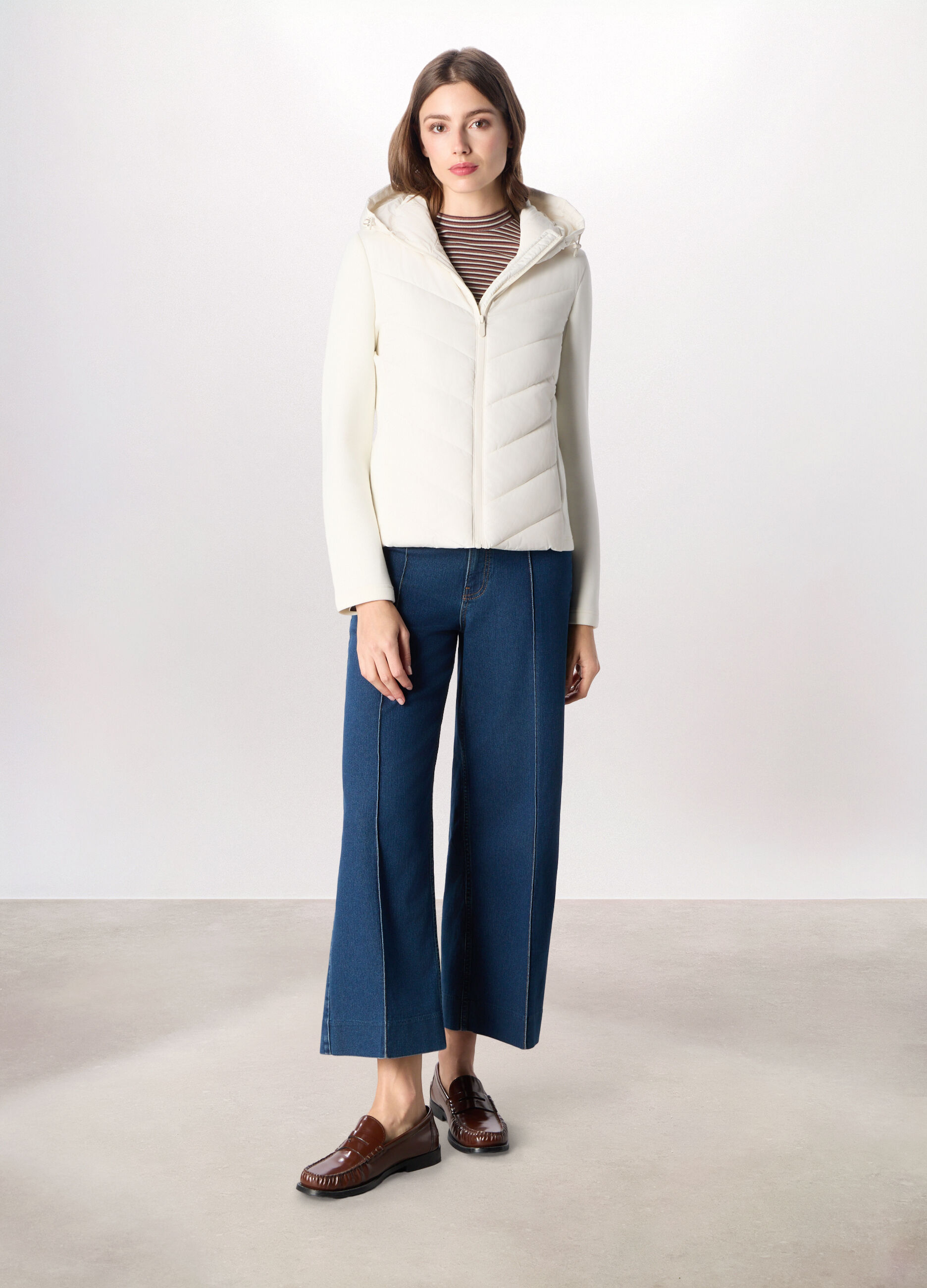 Giubbino imbottito con cappuccio donna_0