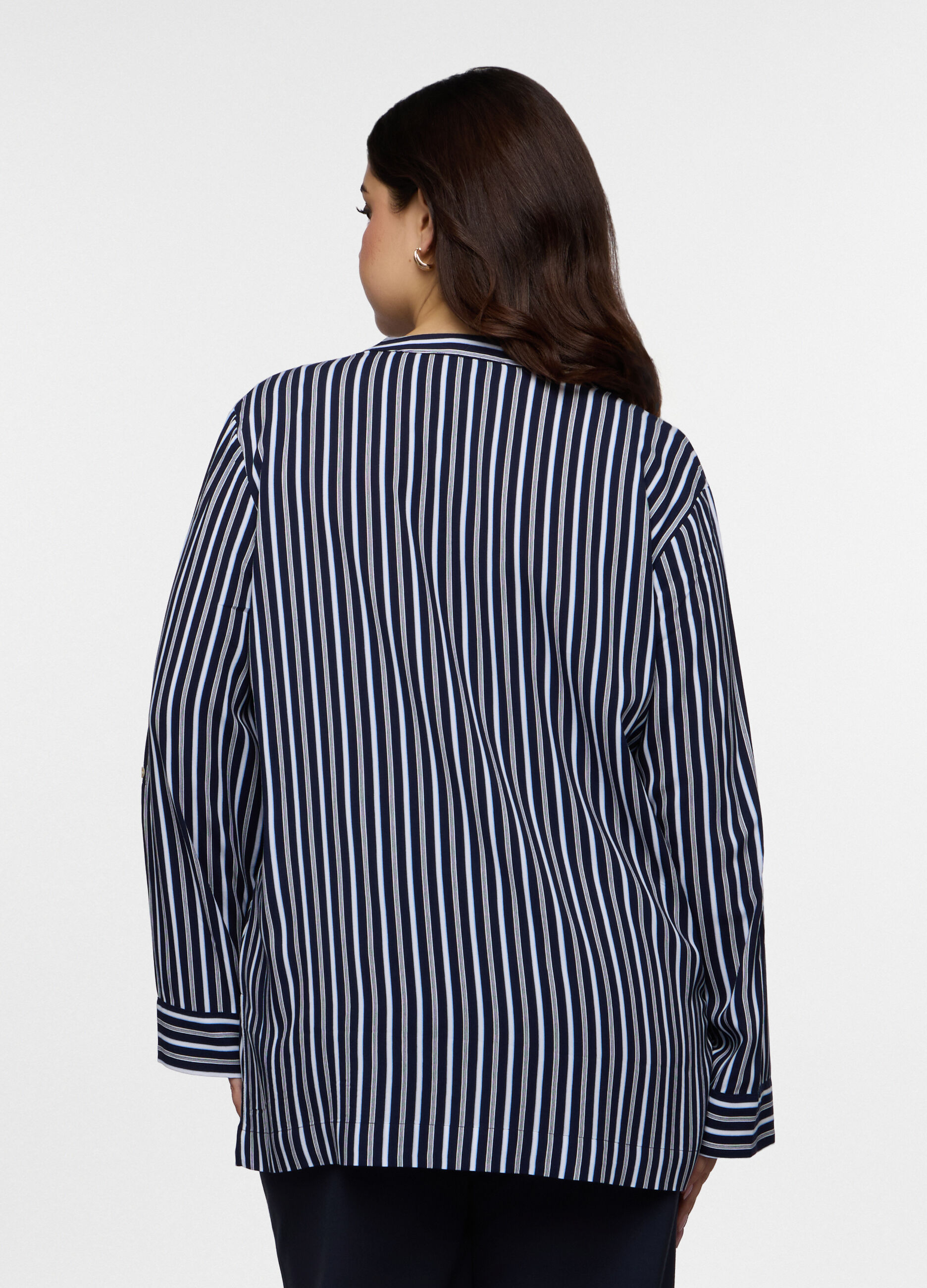 Blusa Fit Regular con scollo a V donna curvy_1