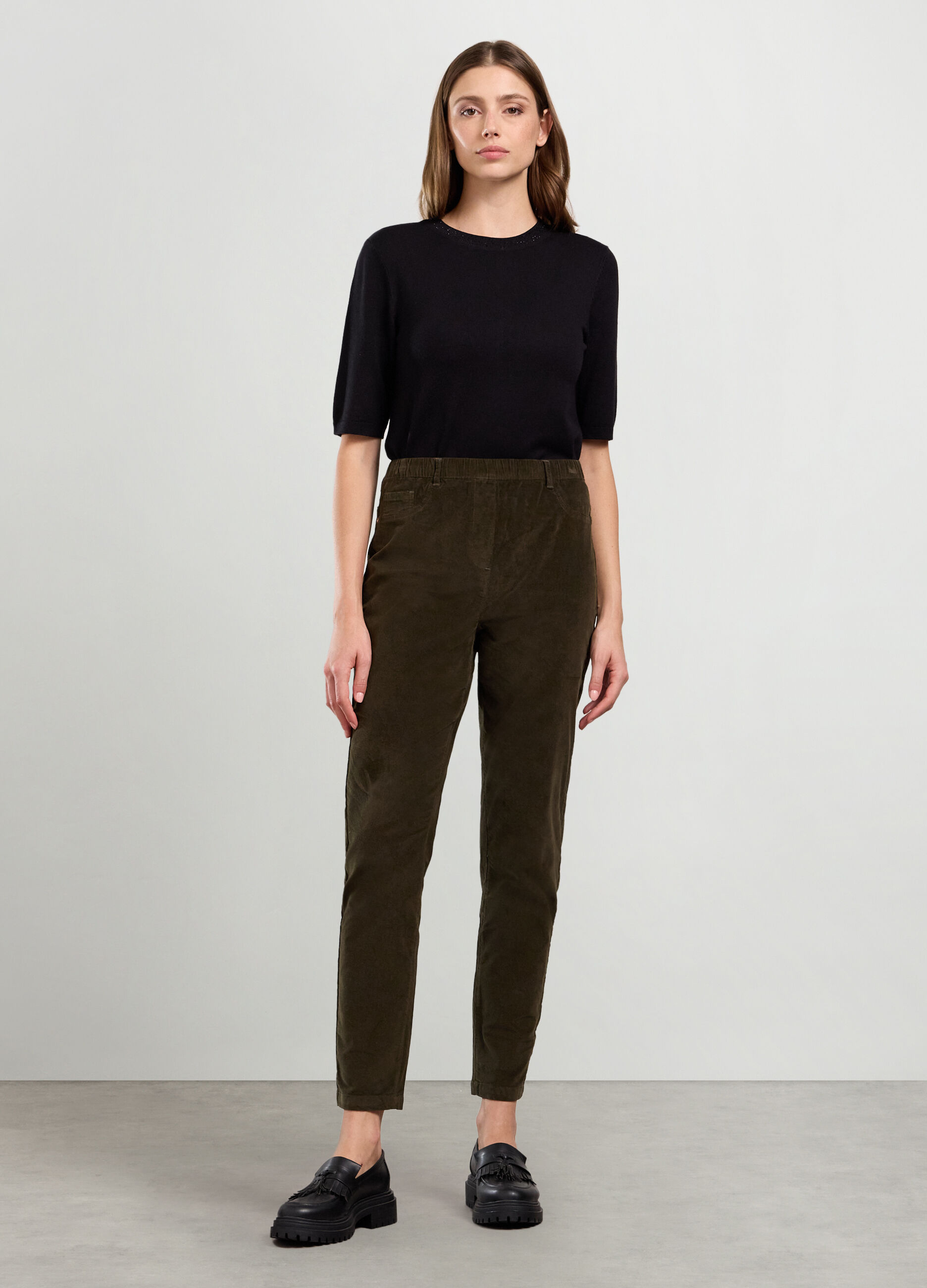 Pantaloni in costina di cotone stretch donna_0