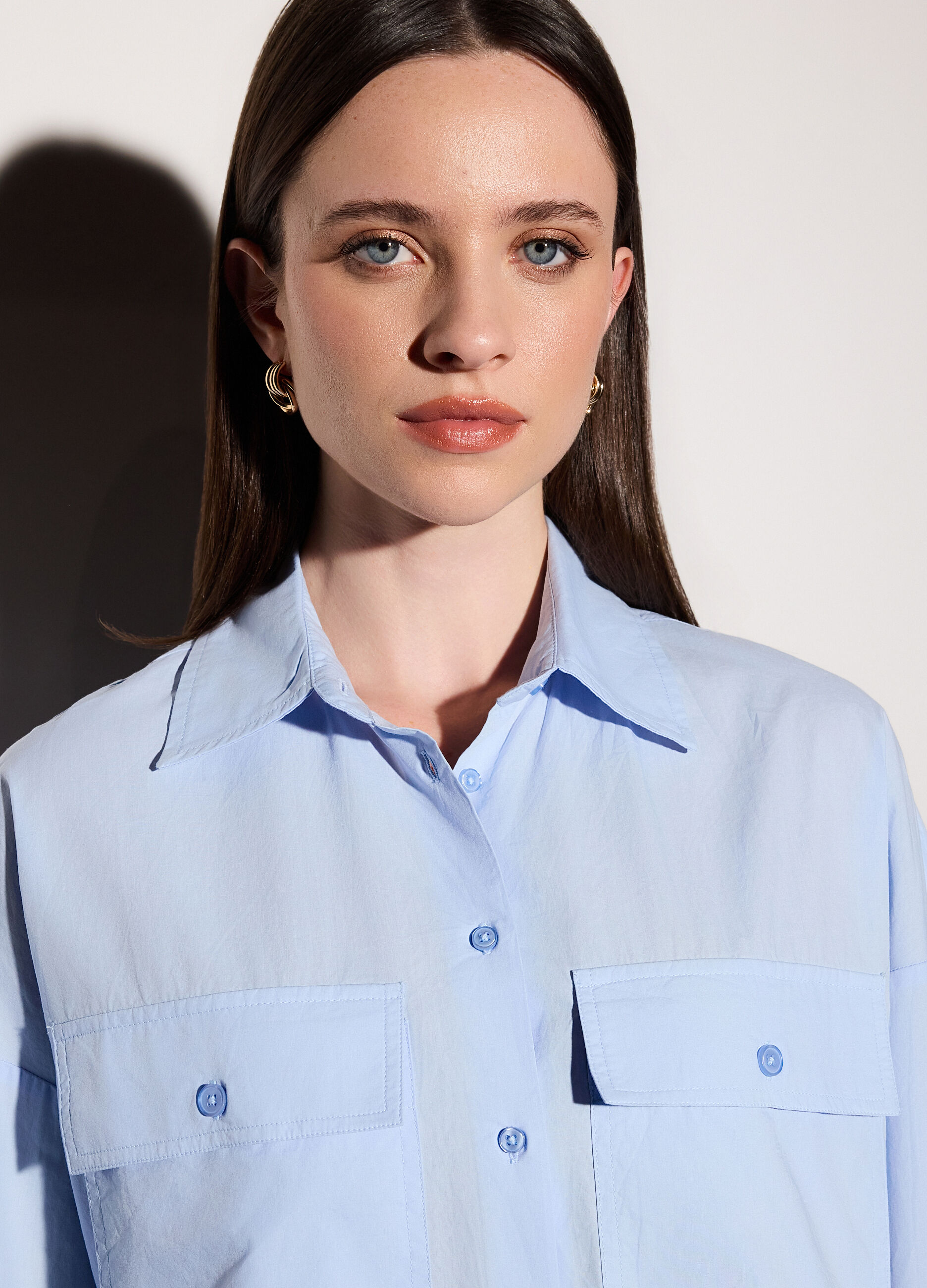 Camicia over fit colletto alla francese in popeline di puro cotone donna_3